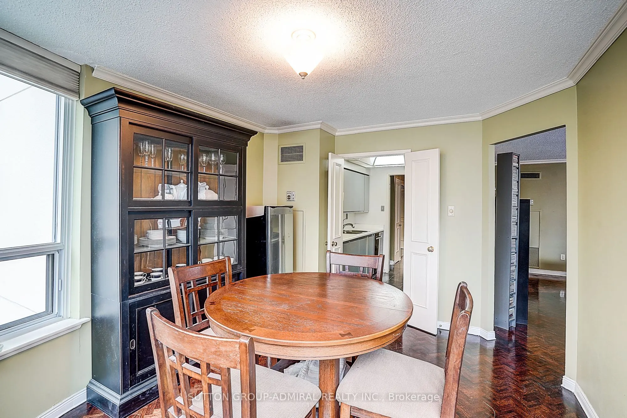 25 Maitland Street, #1209