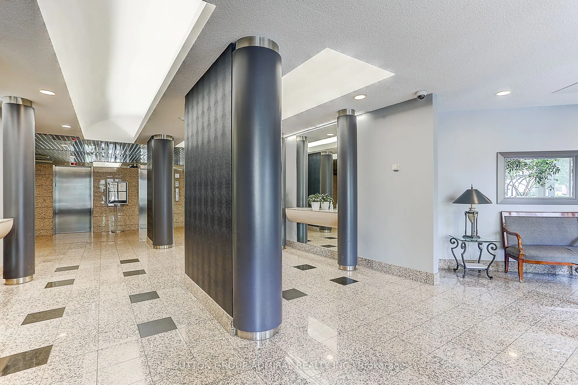 25 Maitland Street, #1209