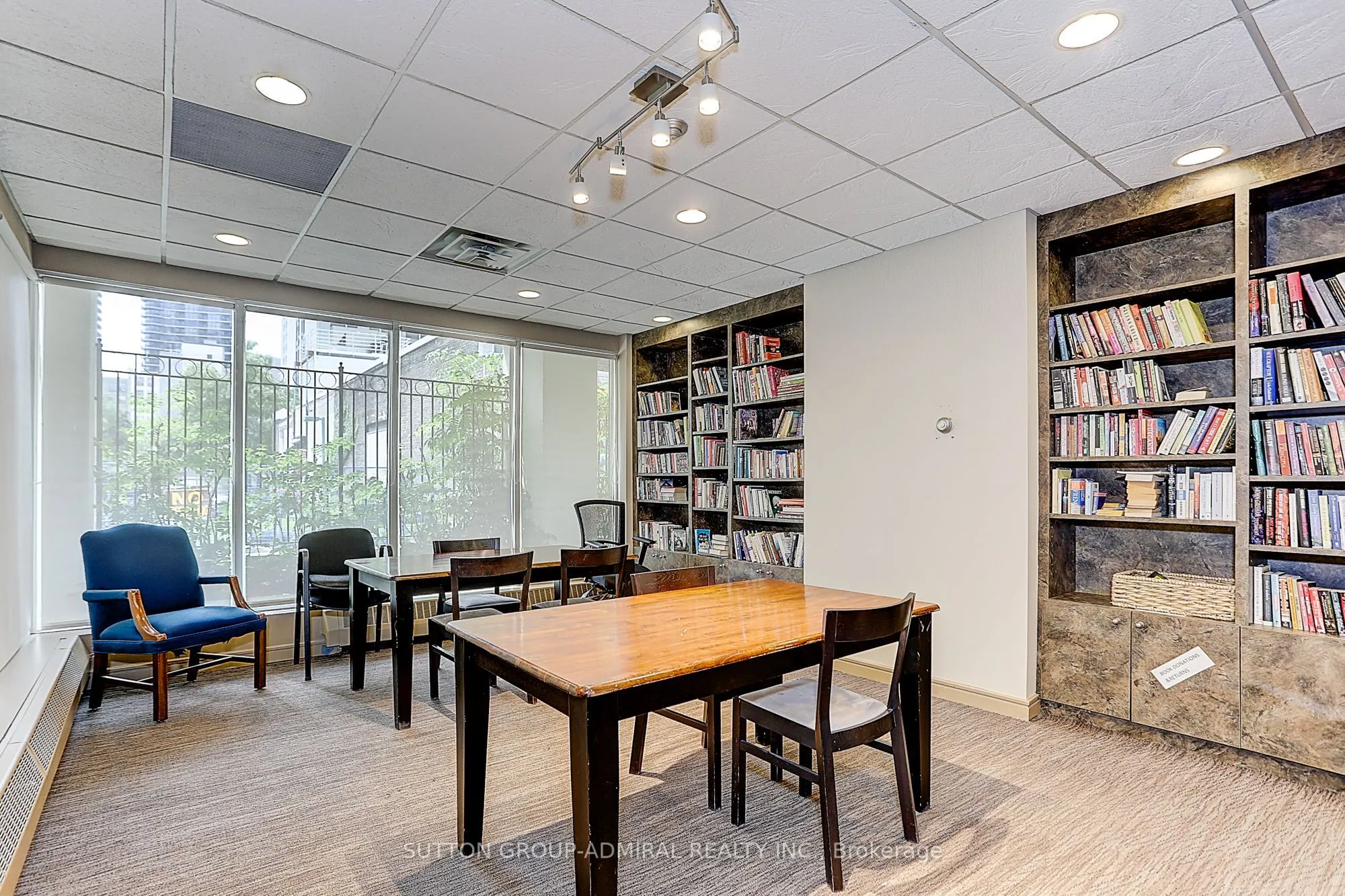 25 Maitland Street, #1209
