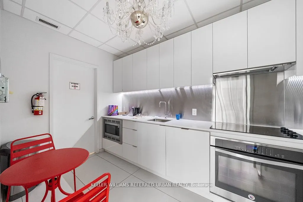 185 Roehampton Avenue, #3408