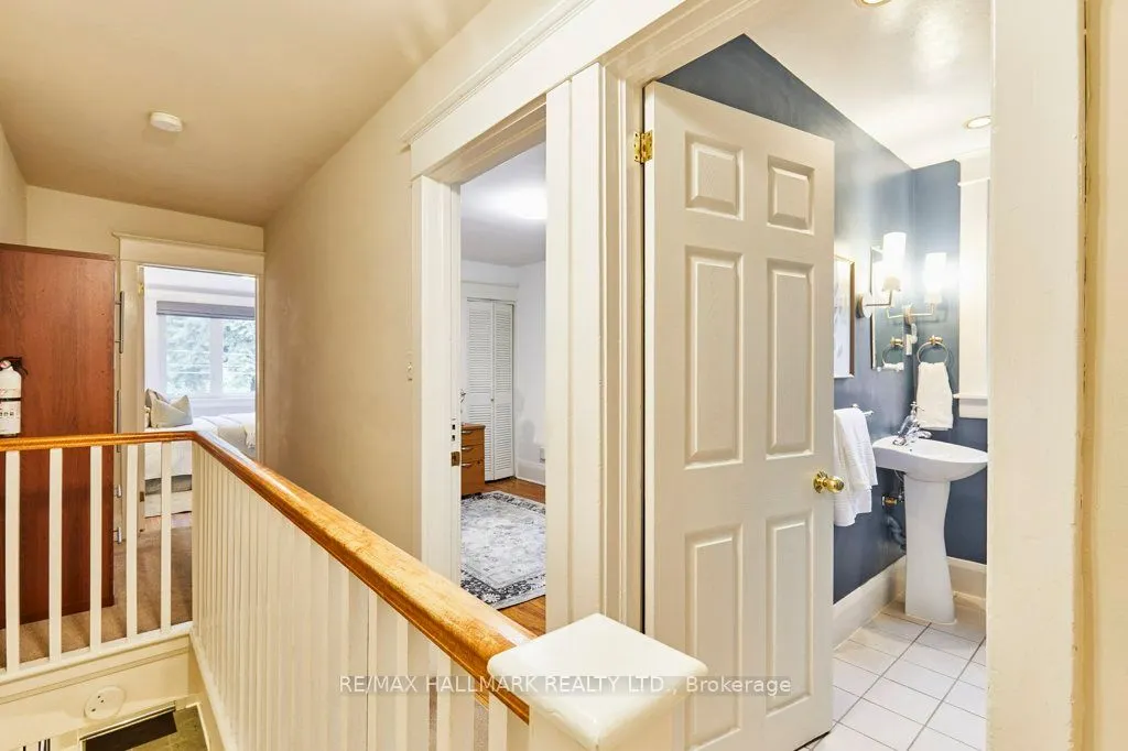 437 Davisville Avenue