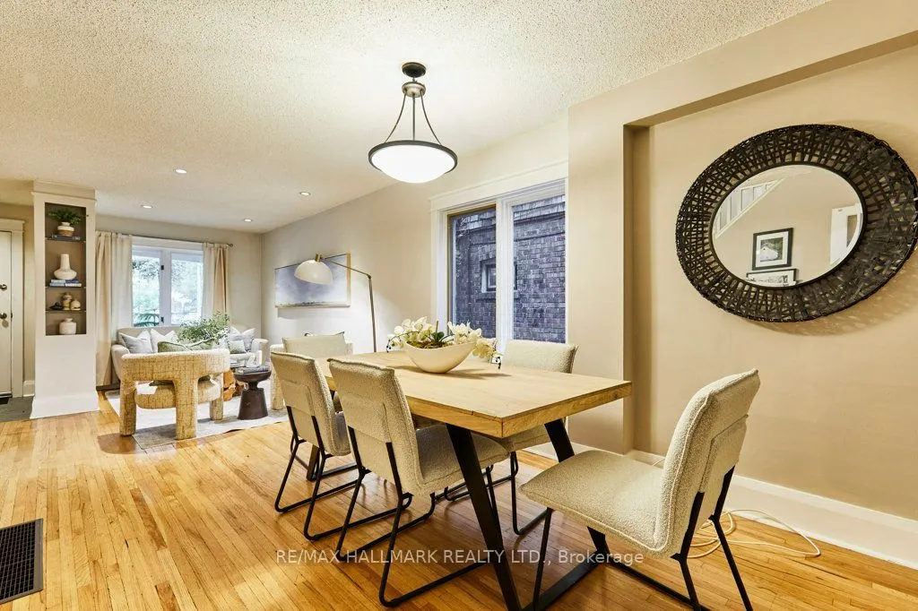 437 Davisville Avenue