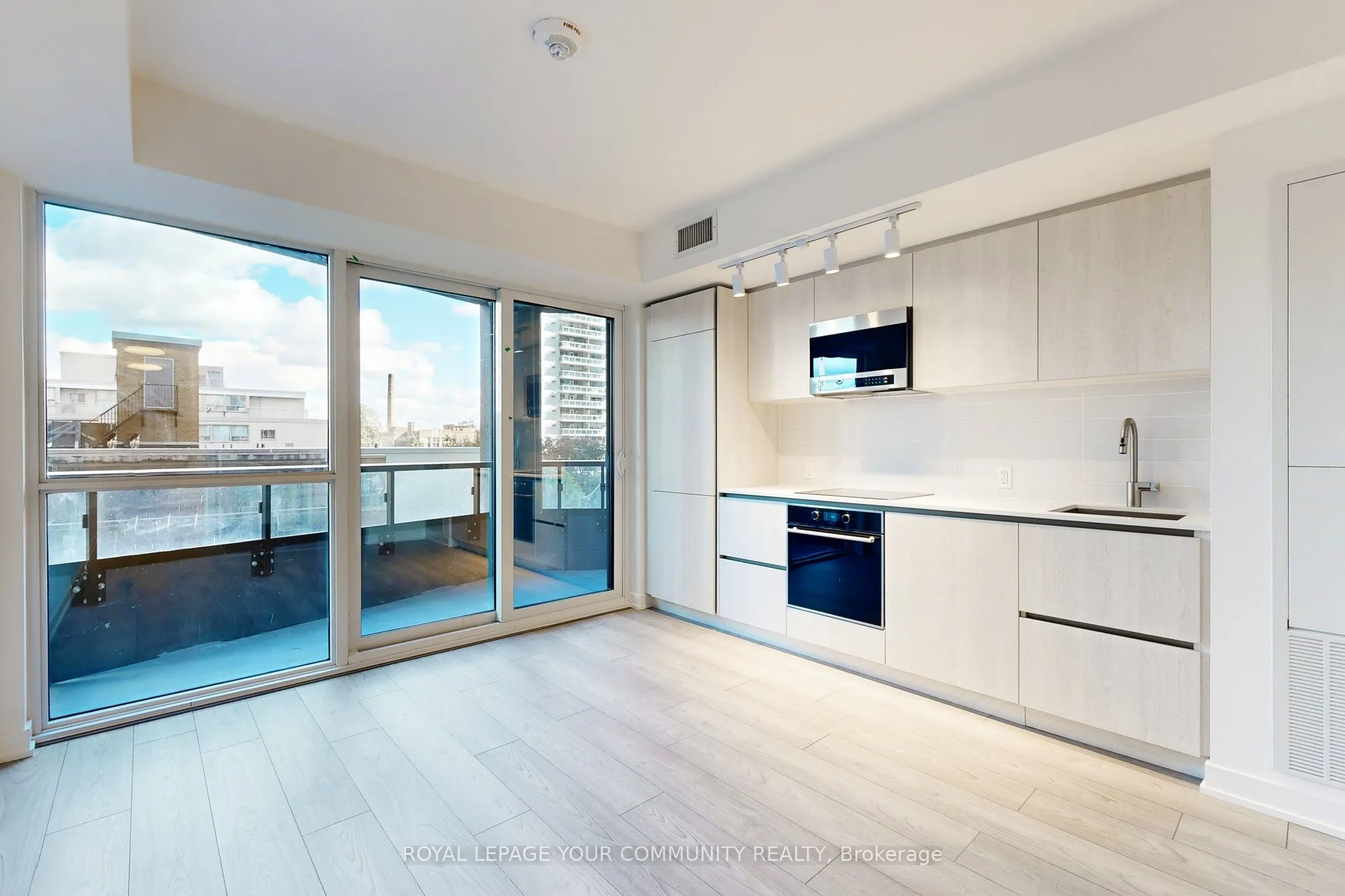 110 Broadway Avenue, #319