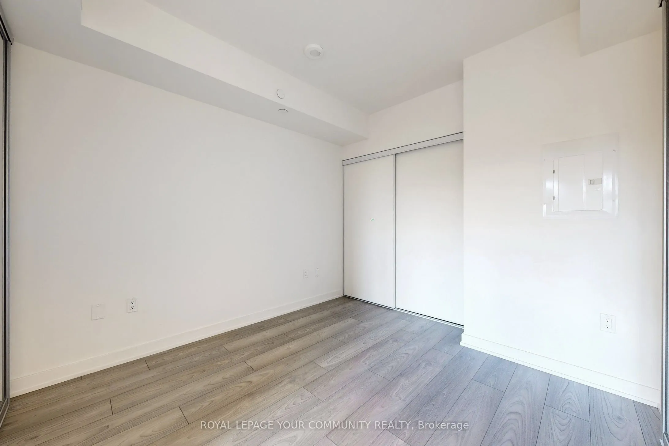 110 Broadway Avenue, #319