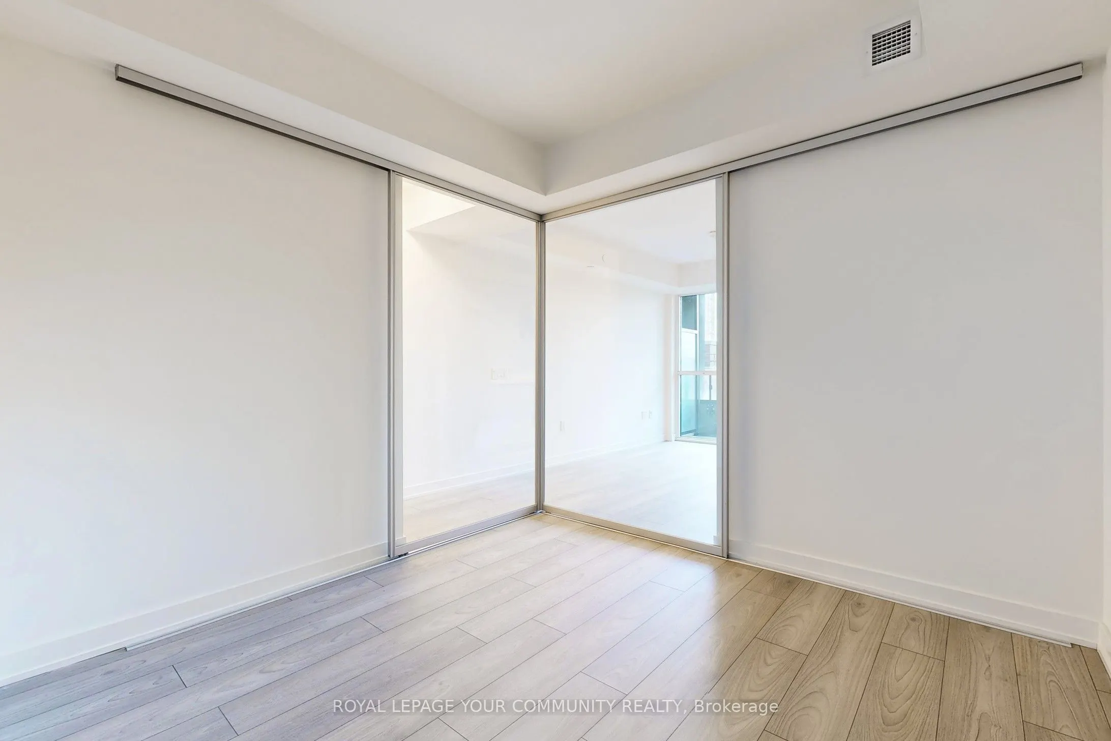 110 Broadway Avenue, #319