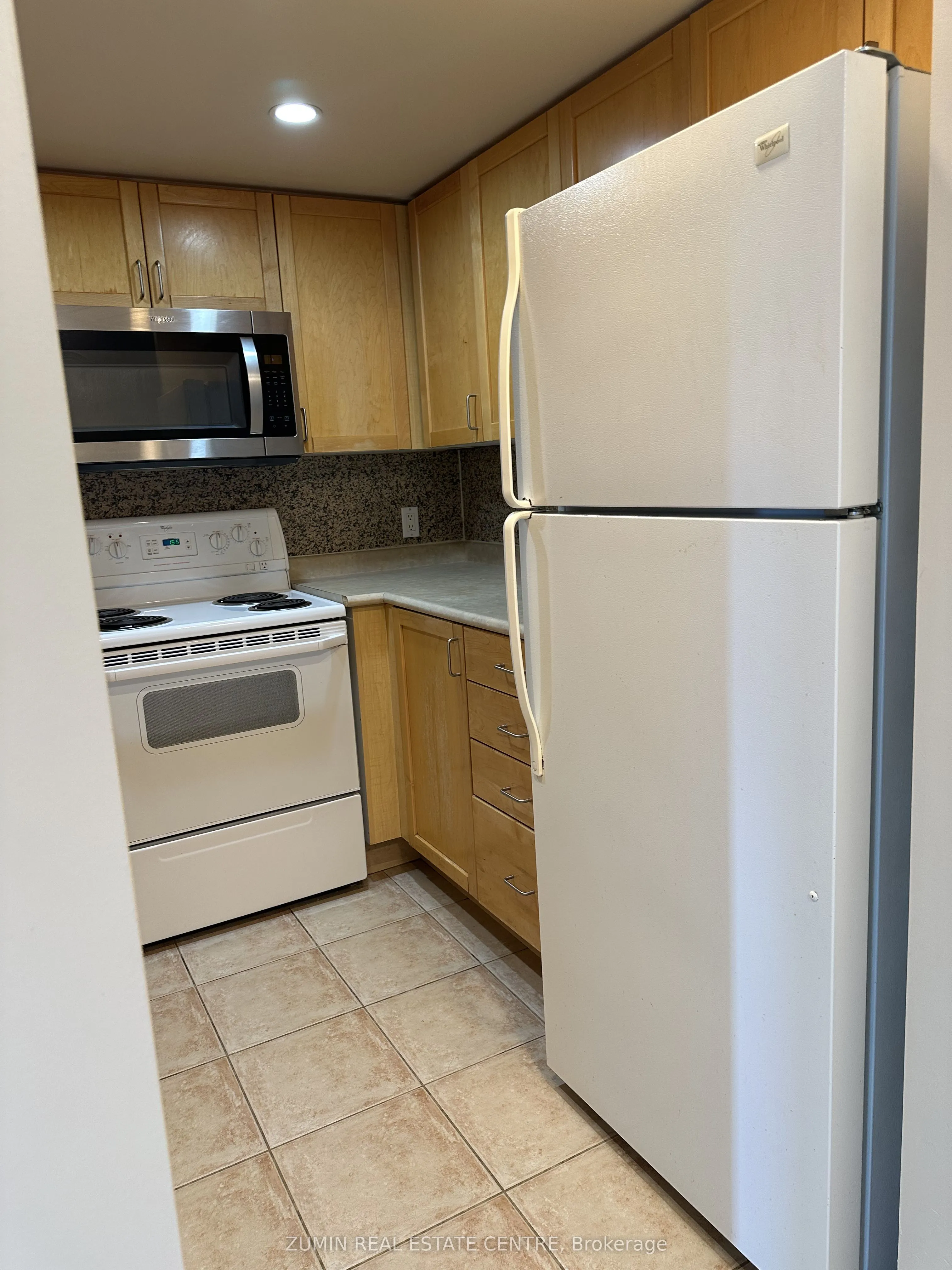8 Park Road, #2116