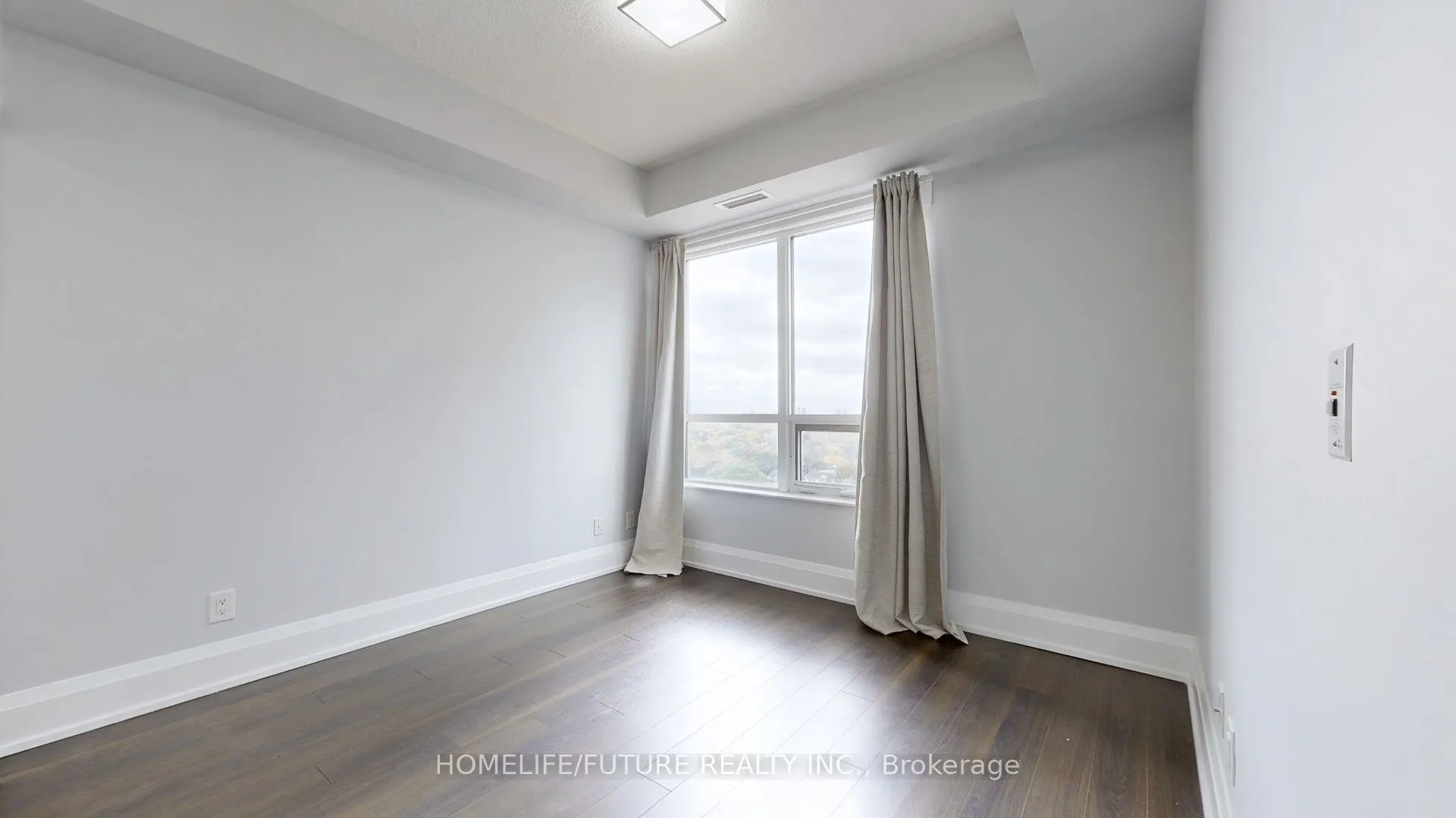 120 Harrison Garden Boulevard, #1331