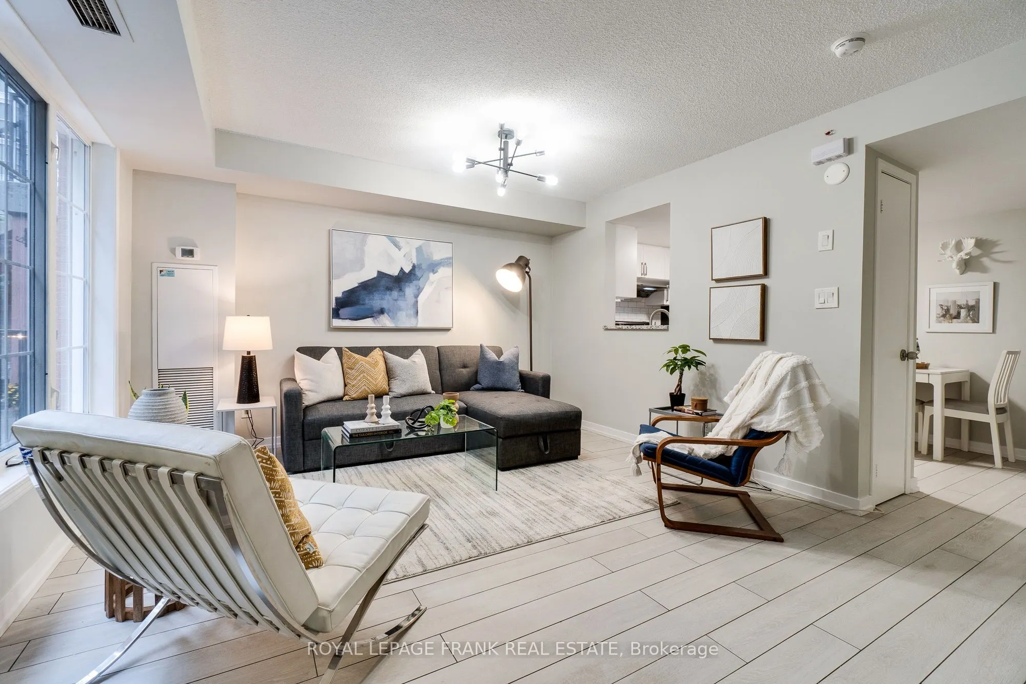 70 Douro Street, #121