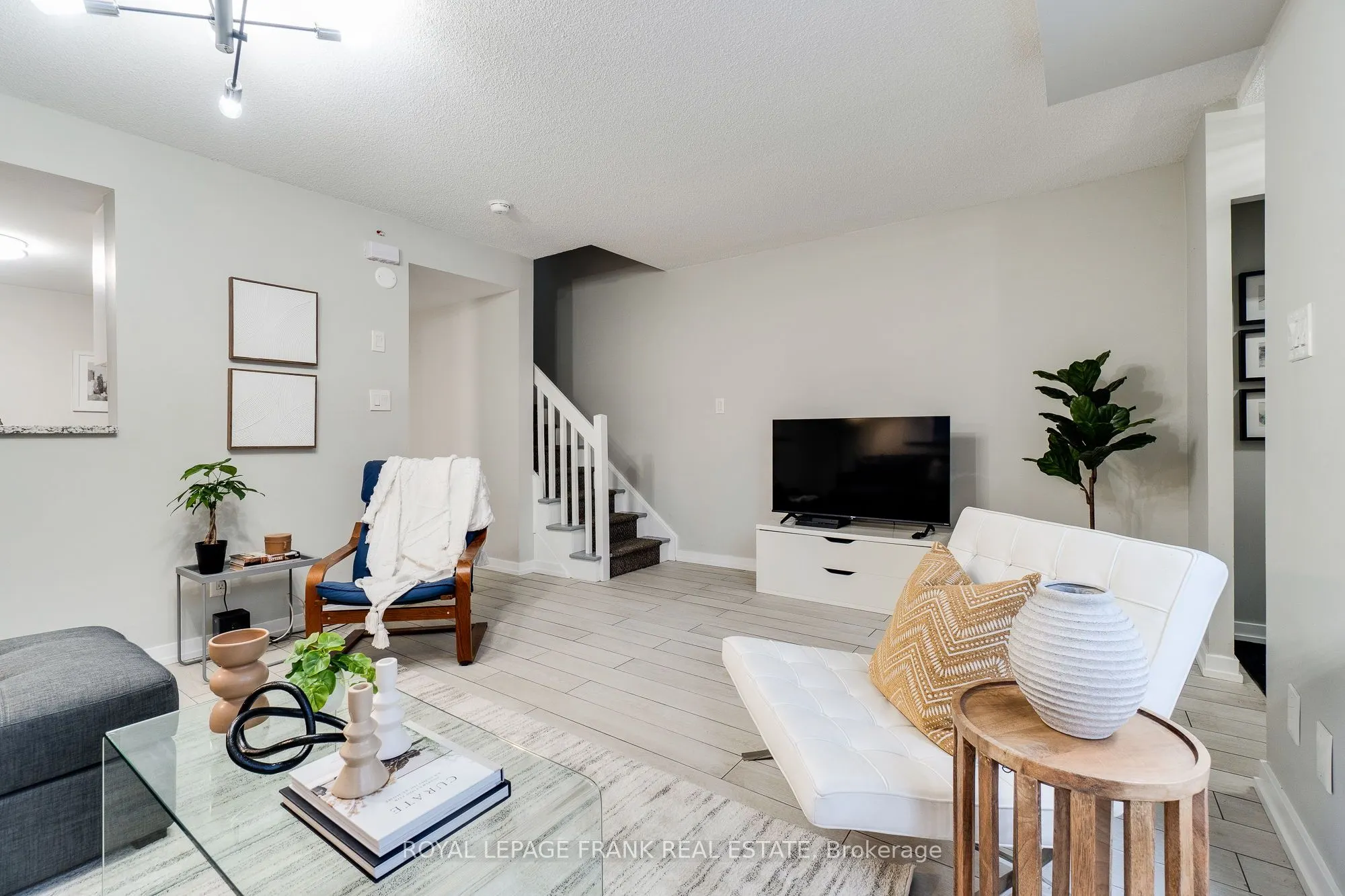 70 Douro Street, #121