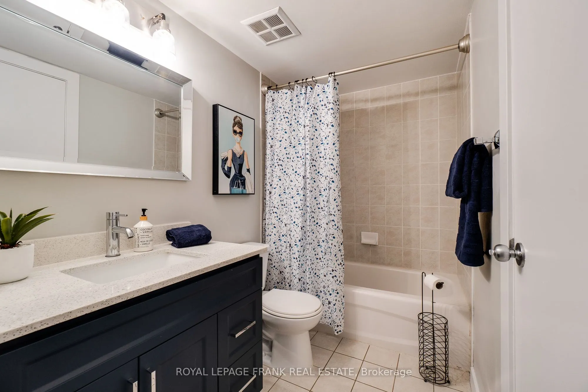 70 Douro Street, #121