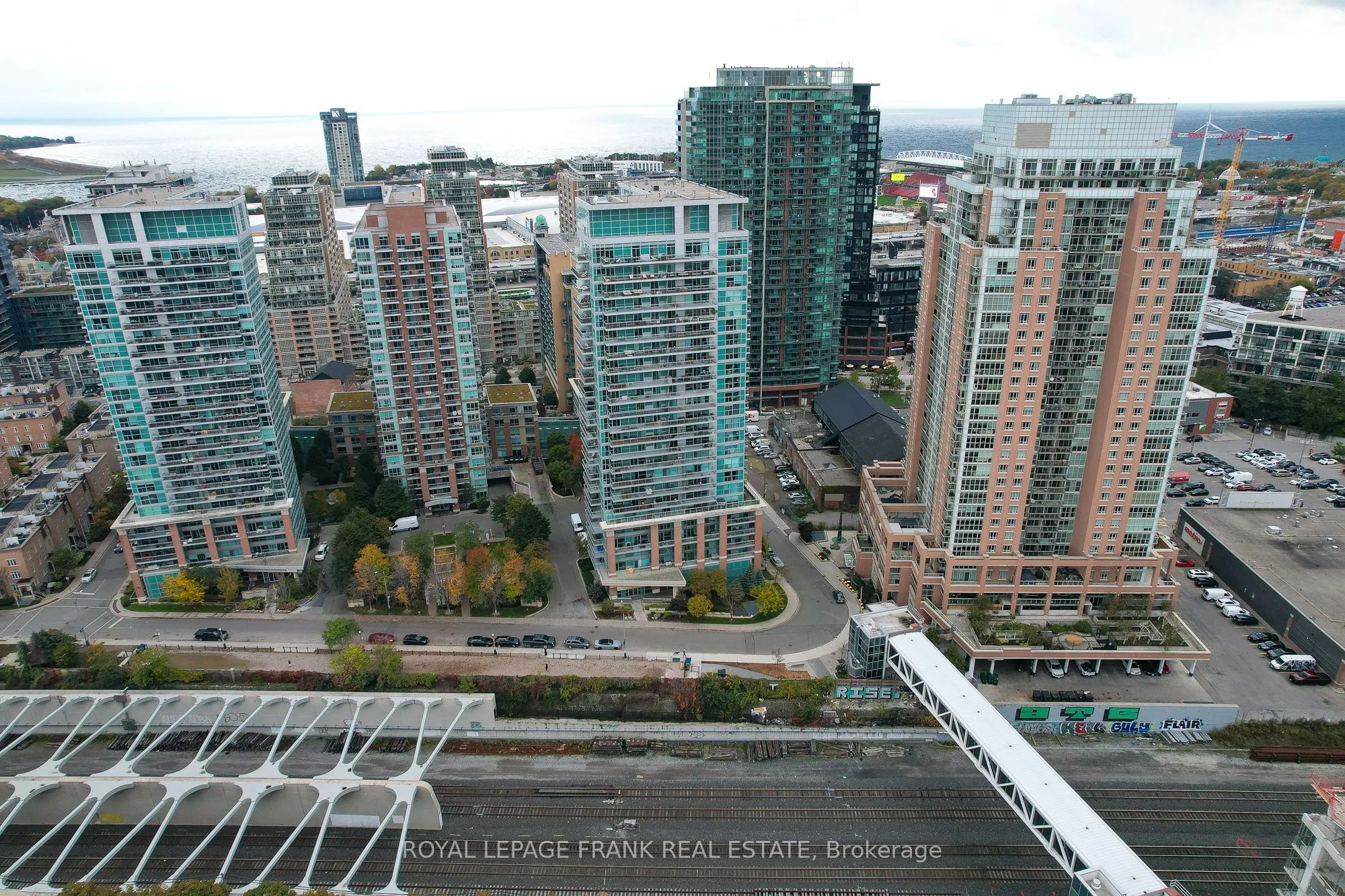 70 Douro Street, #121