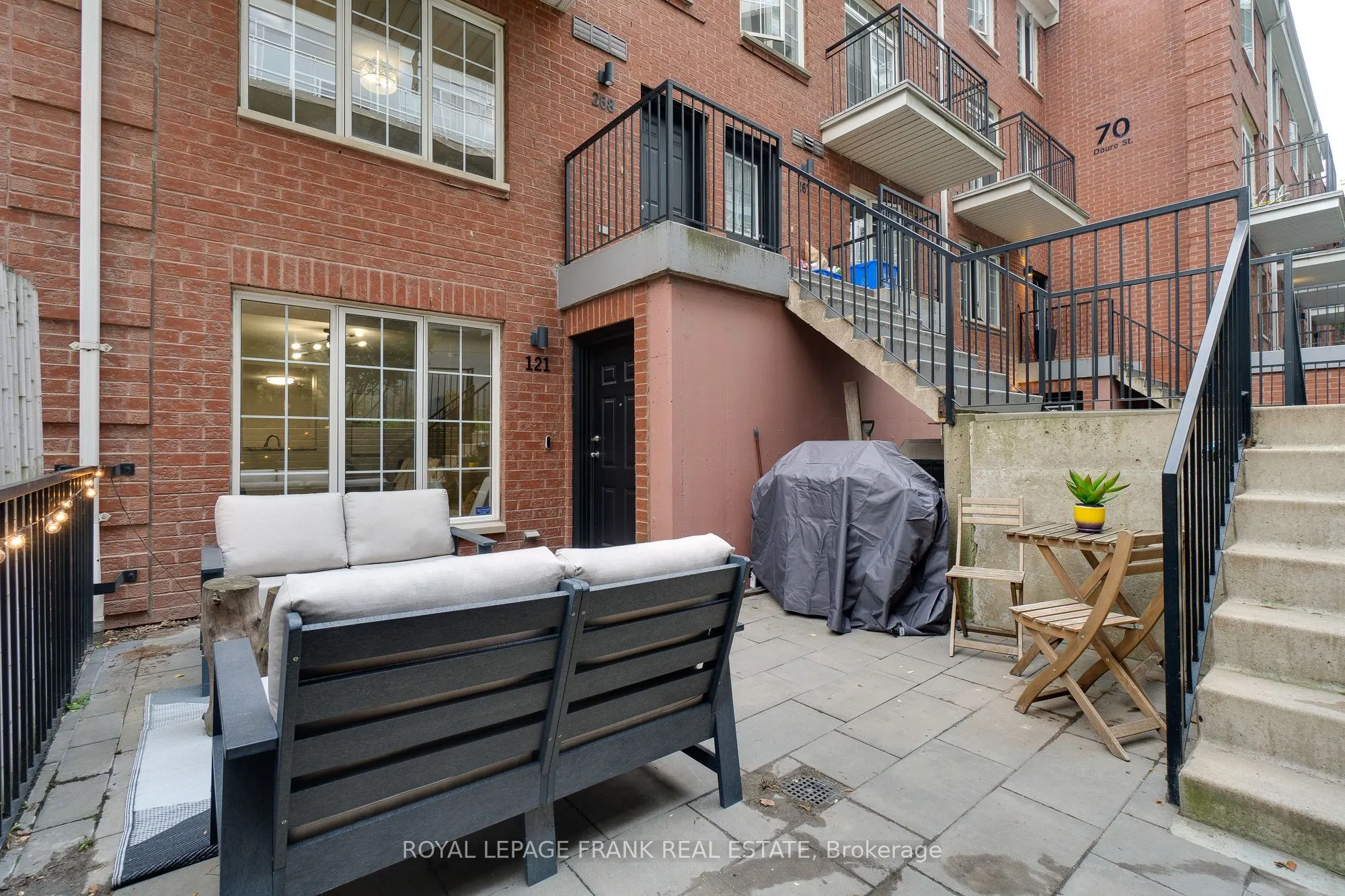 70 Douro Street, #121