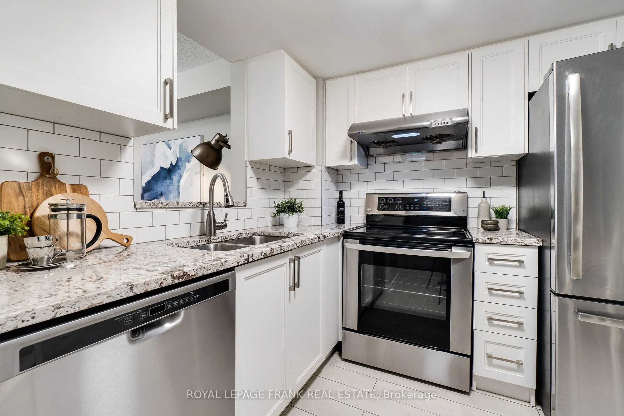 70 Douro Street, #121
