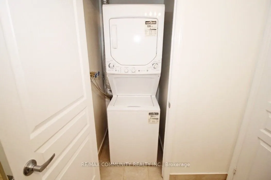 352 Front Street W, #1606