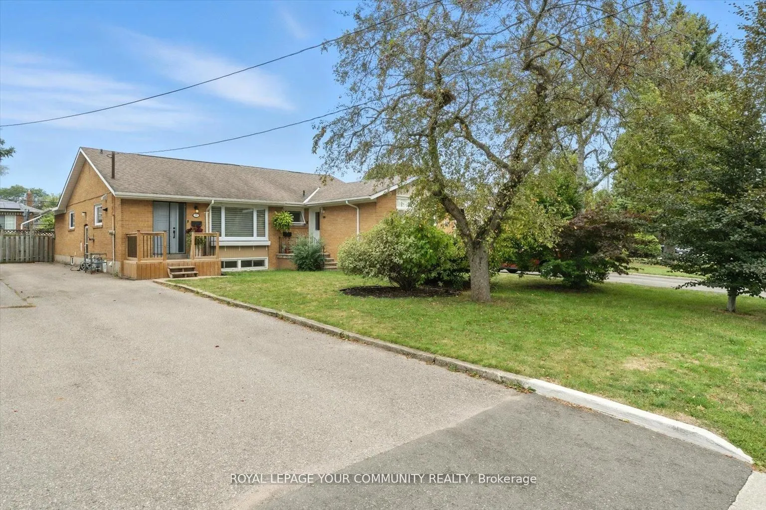 33 Murellen Crescent