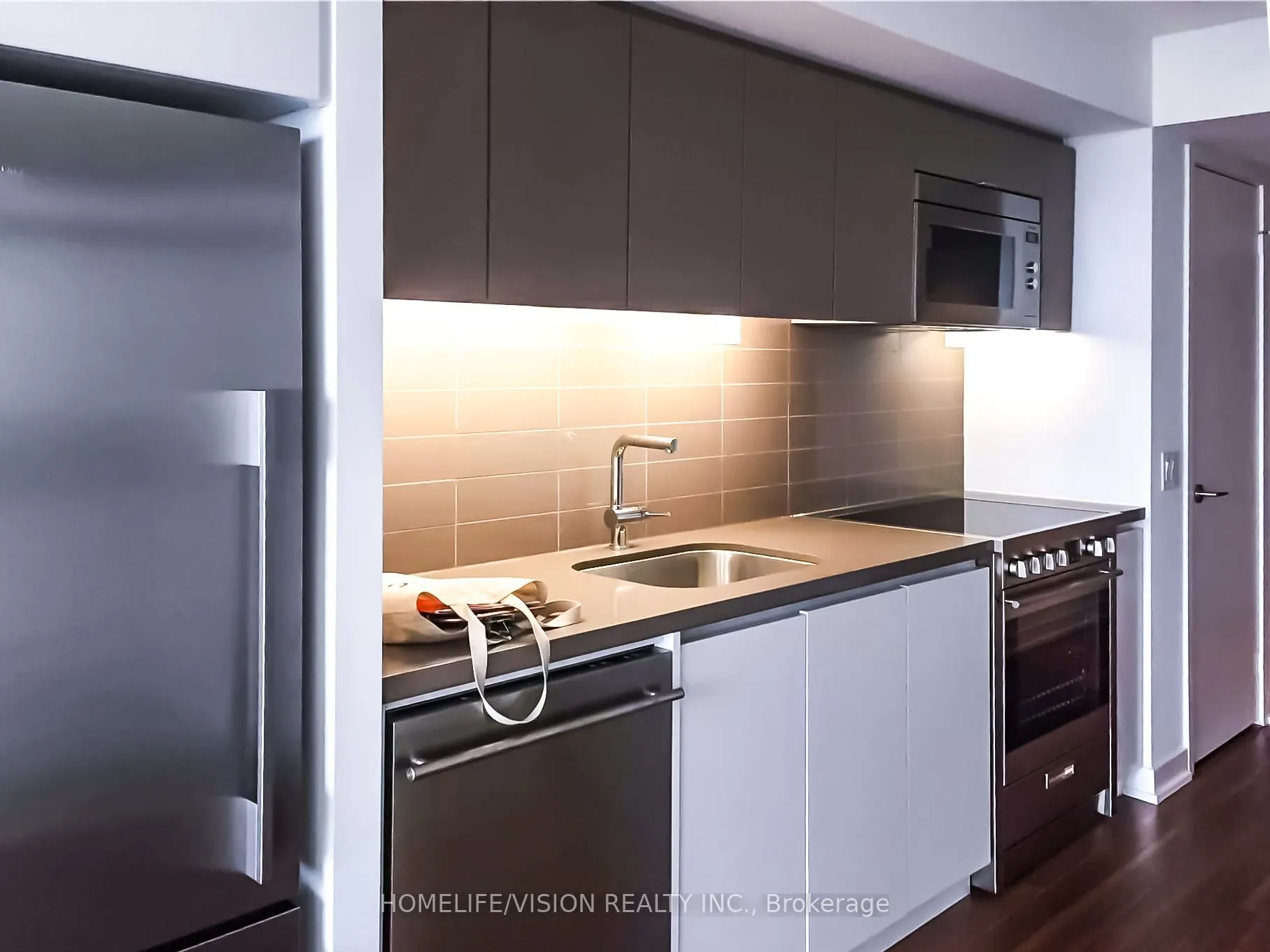 85 Queens Wharf Road, #3905