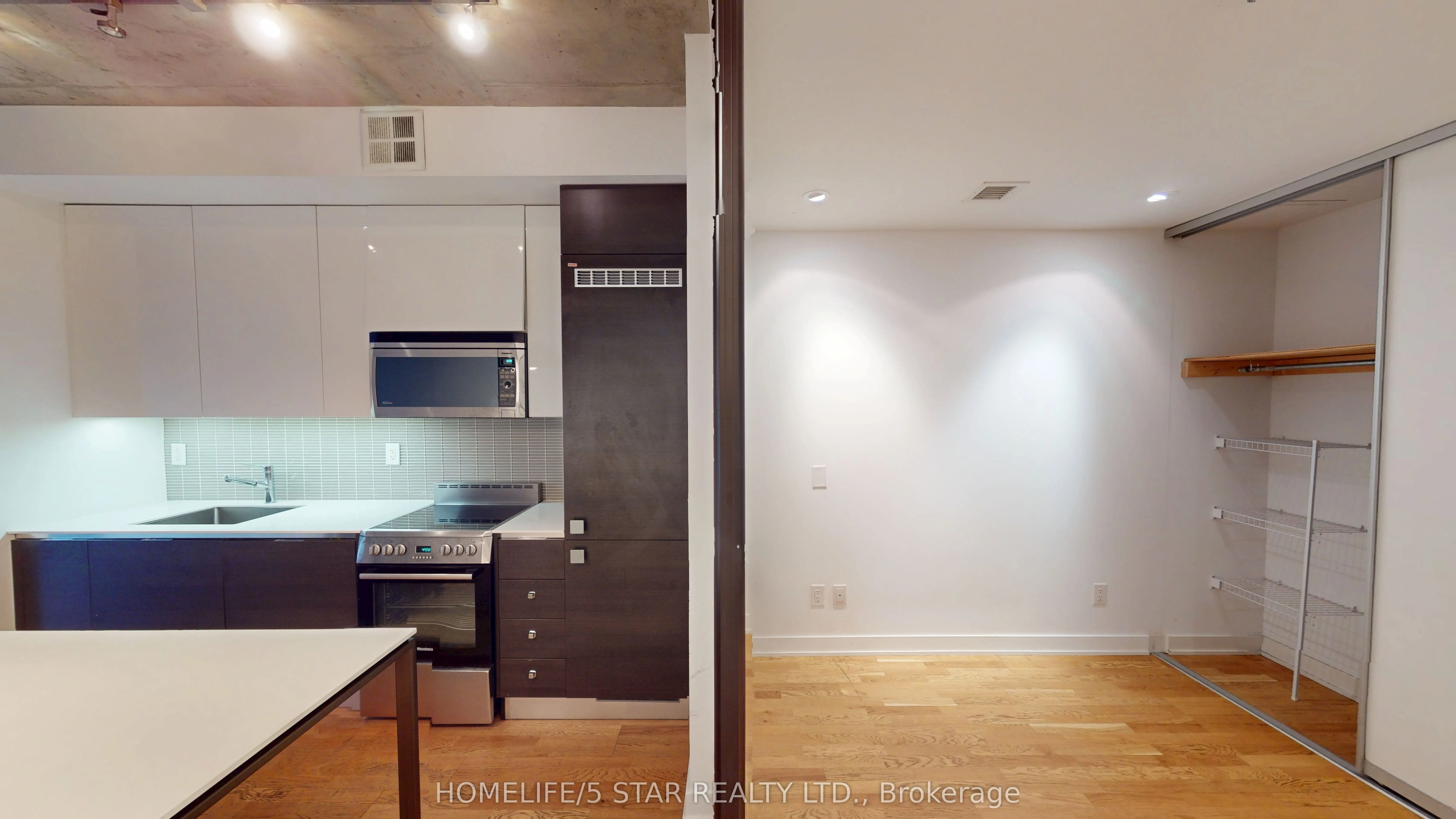 8 Dovercourt Road, #807