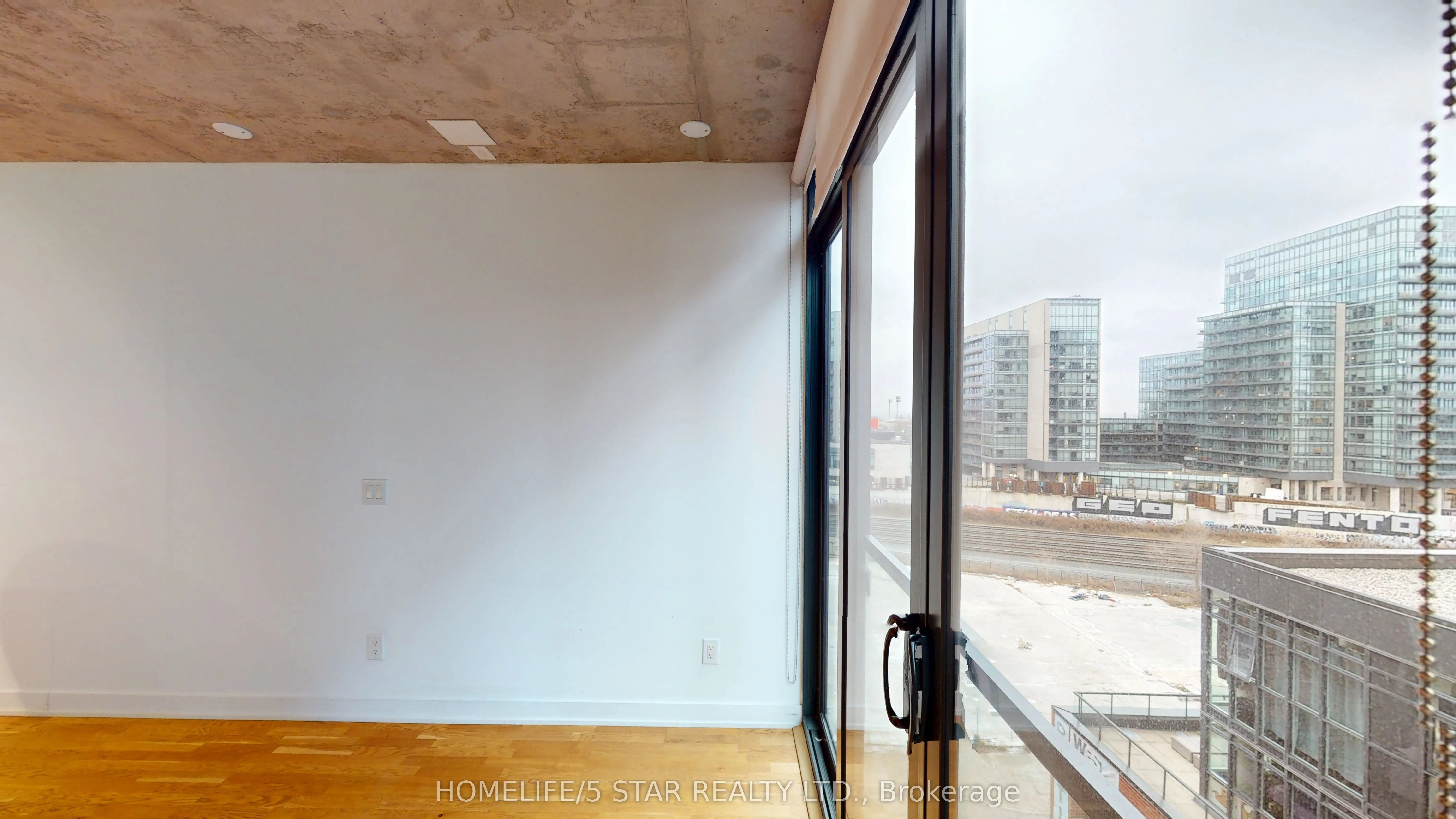 8 Dovercourt Road, #807