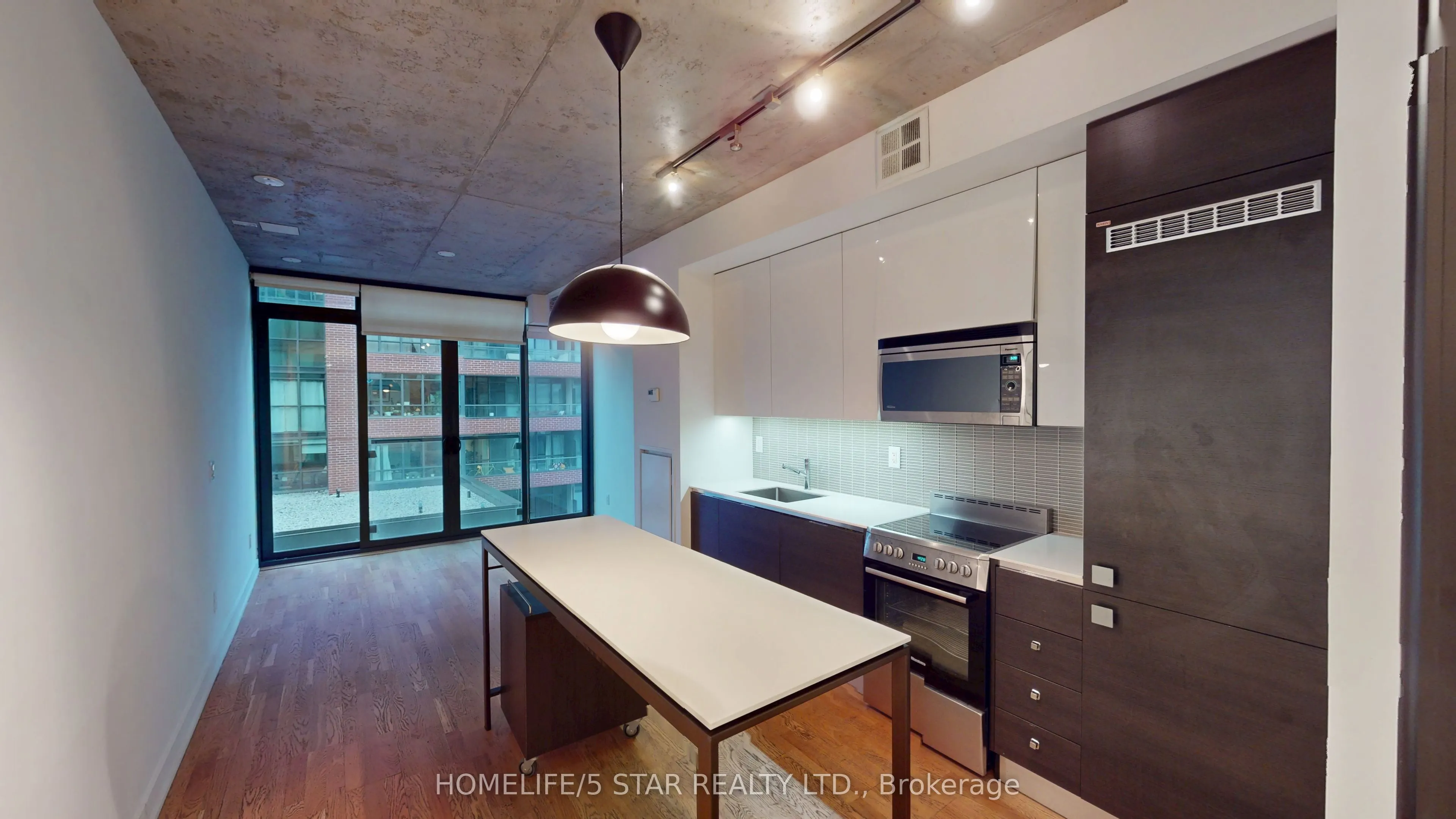 8 Dovercourt Road, #807