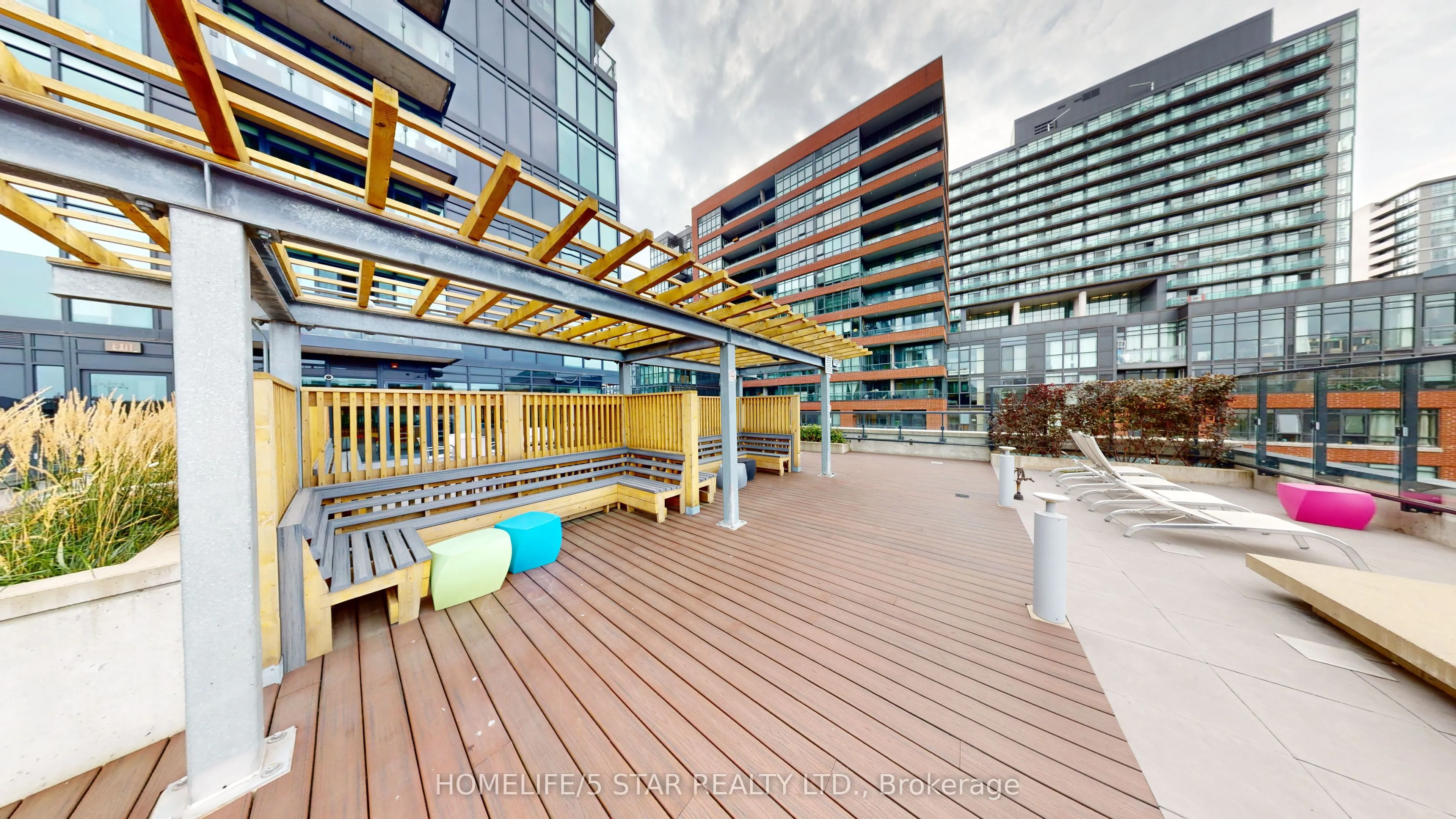 8 Dovercourt Road, #807