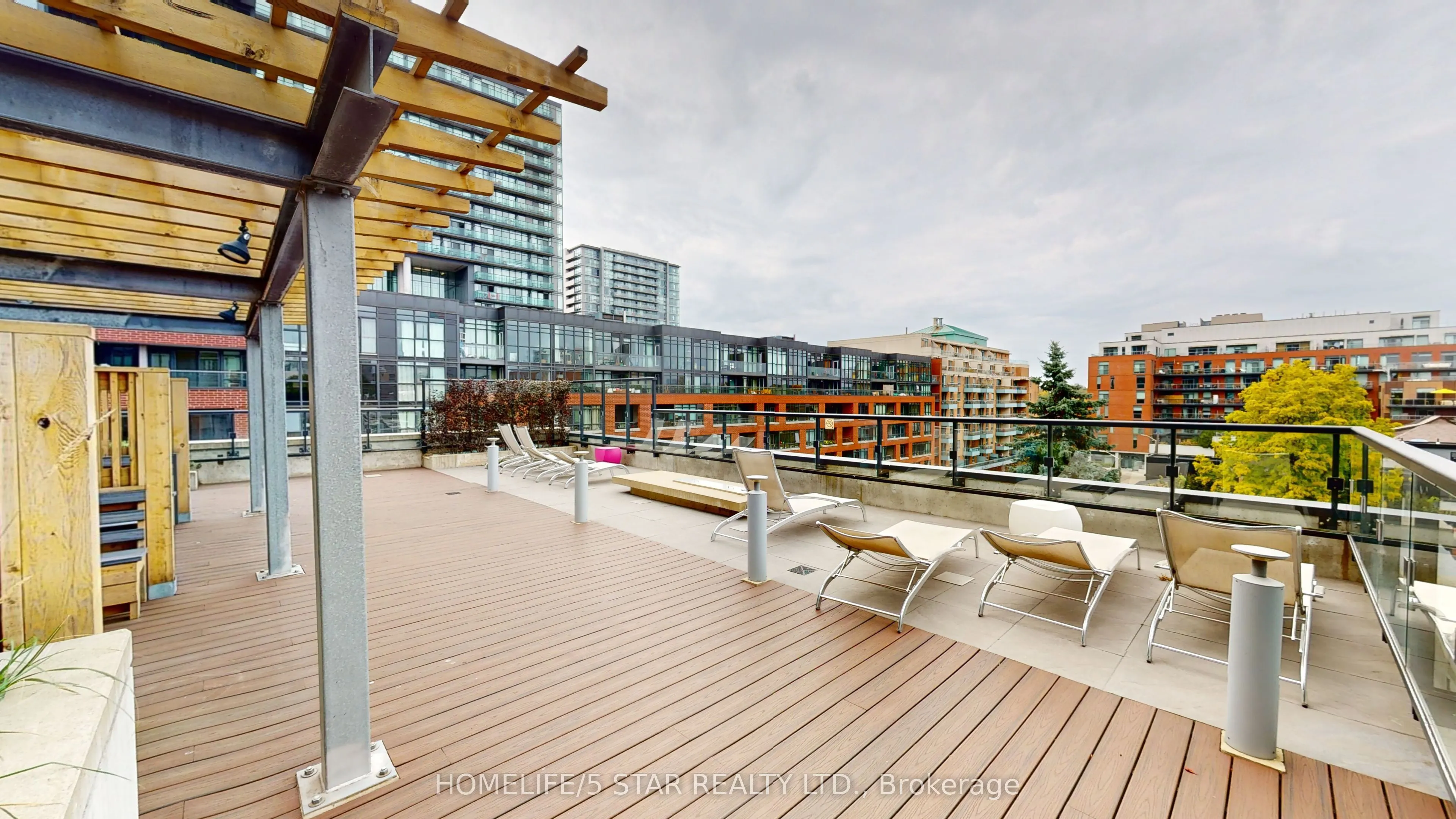 8 Dovercourt Road, #807
