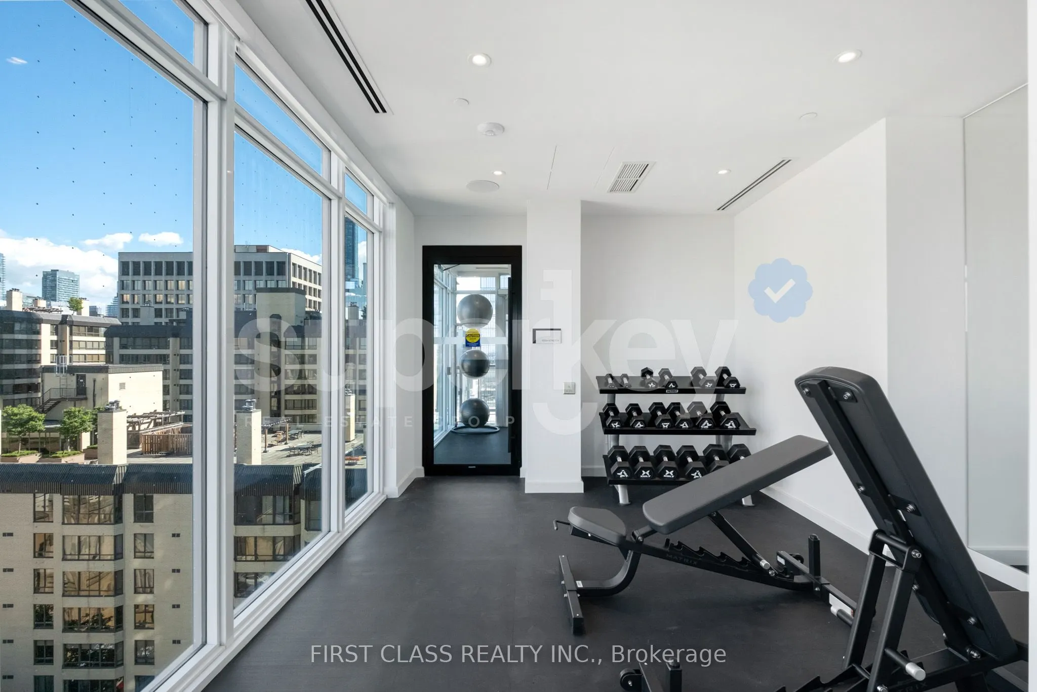 280 Dundas Street, #2911