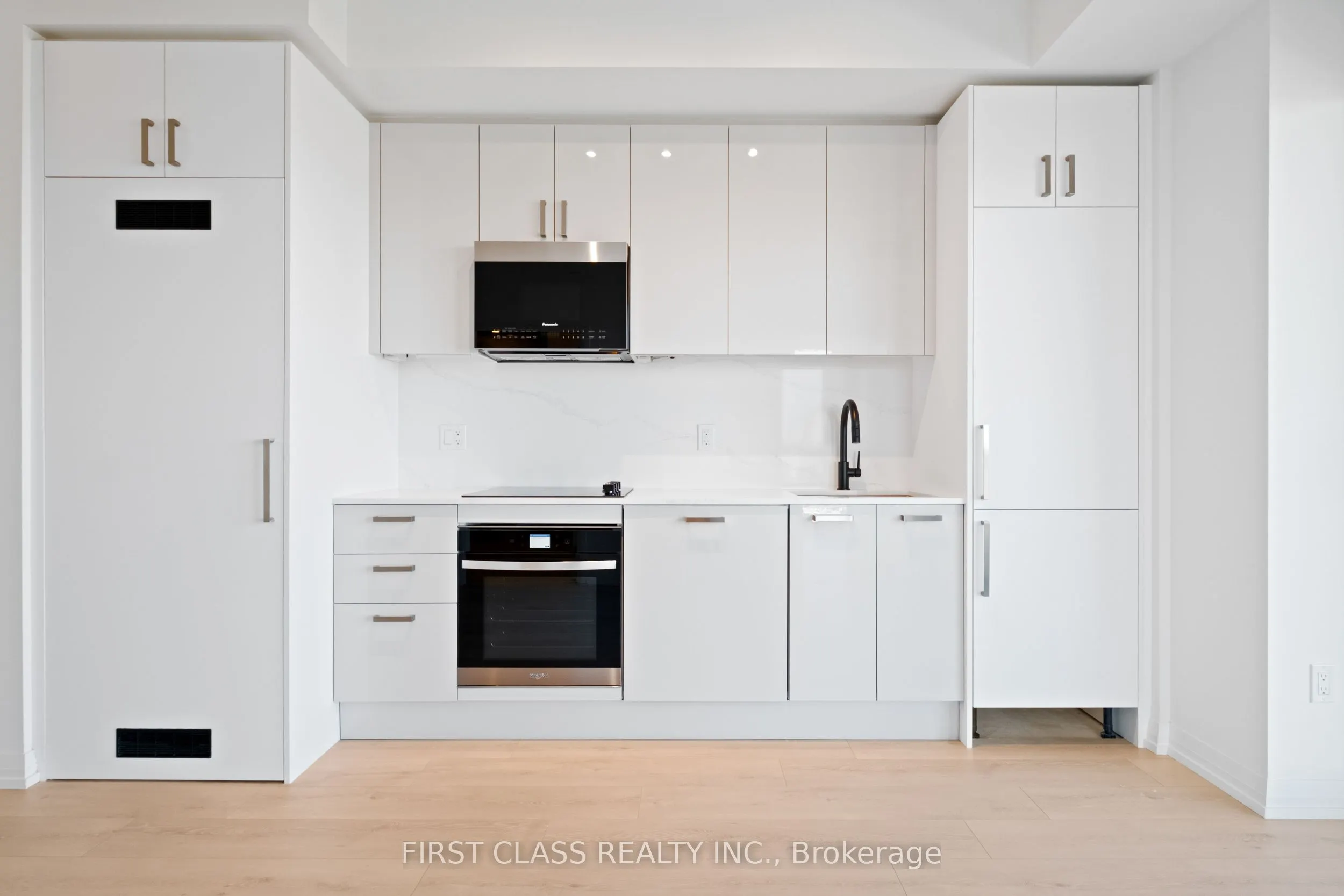 280 Dundas Street, #2911