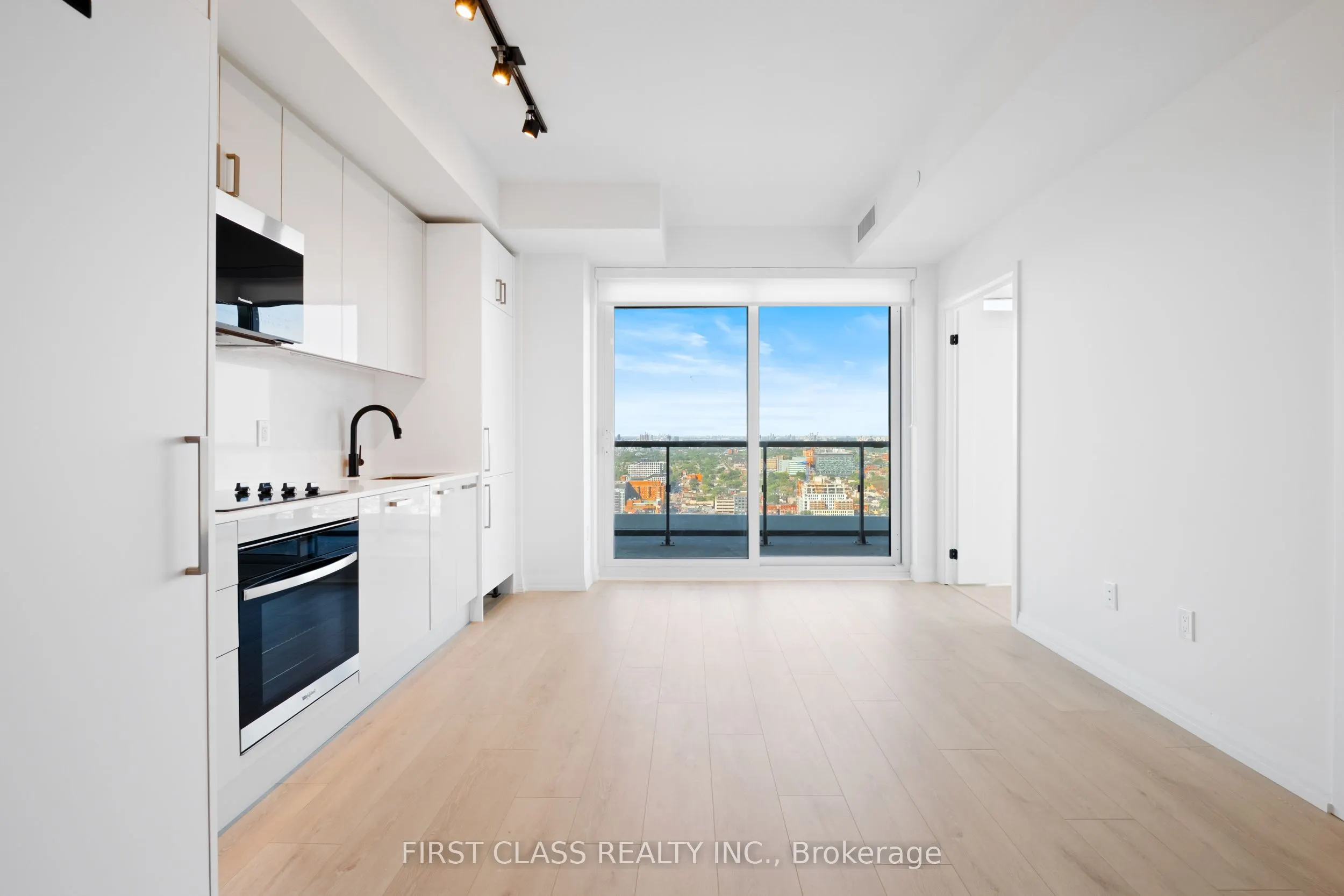 280 Dundas Street, #2911