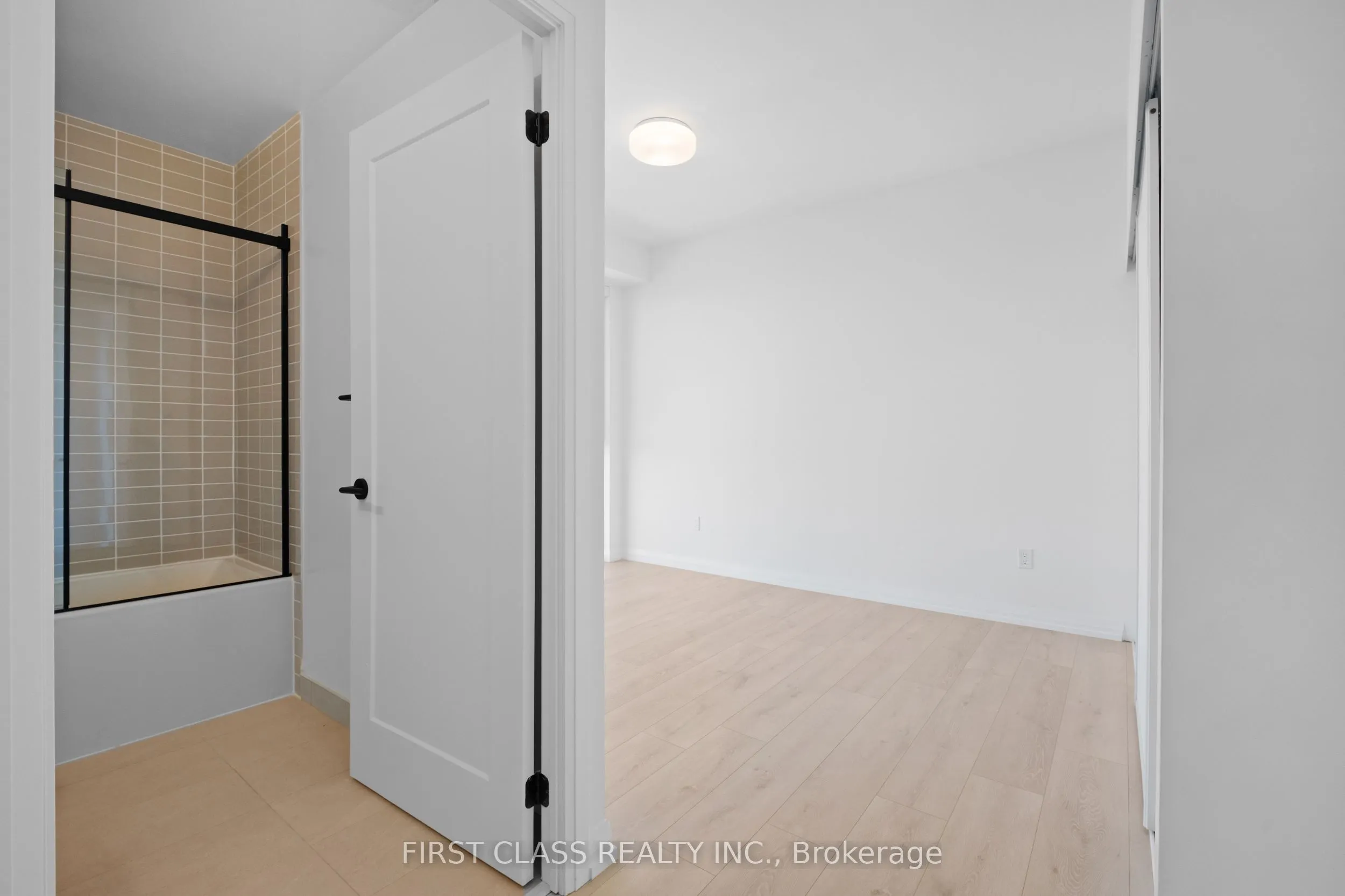 280 Dundas Street, #2911