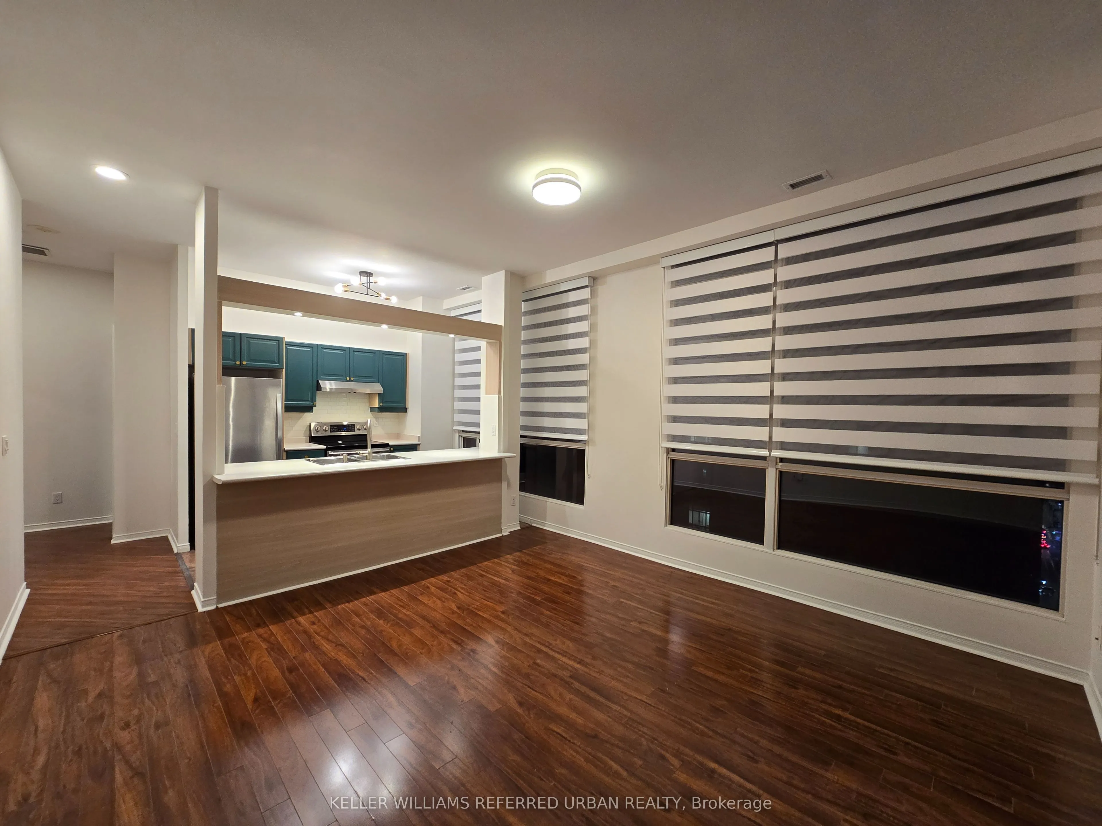 7 King Street E, #1610