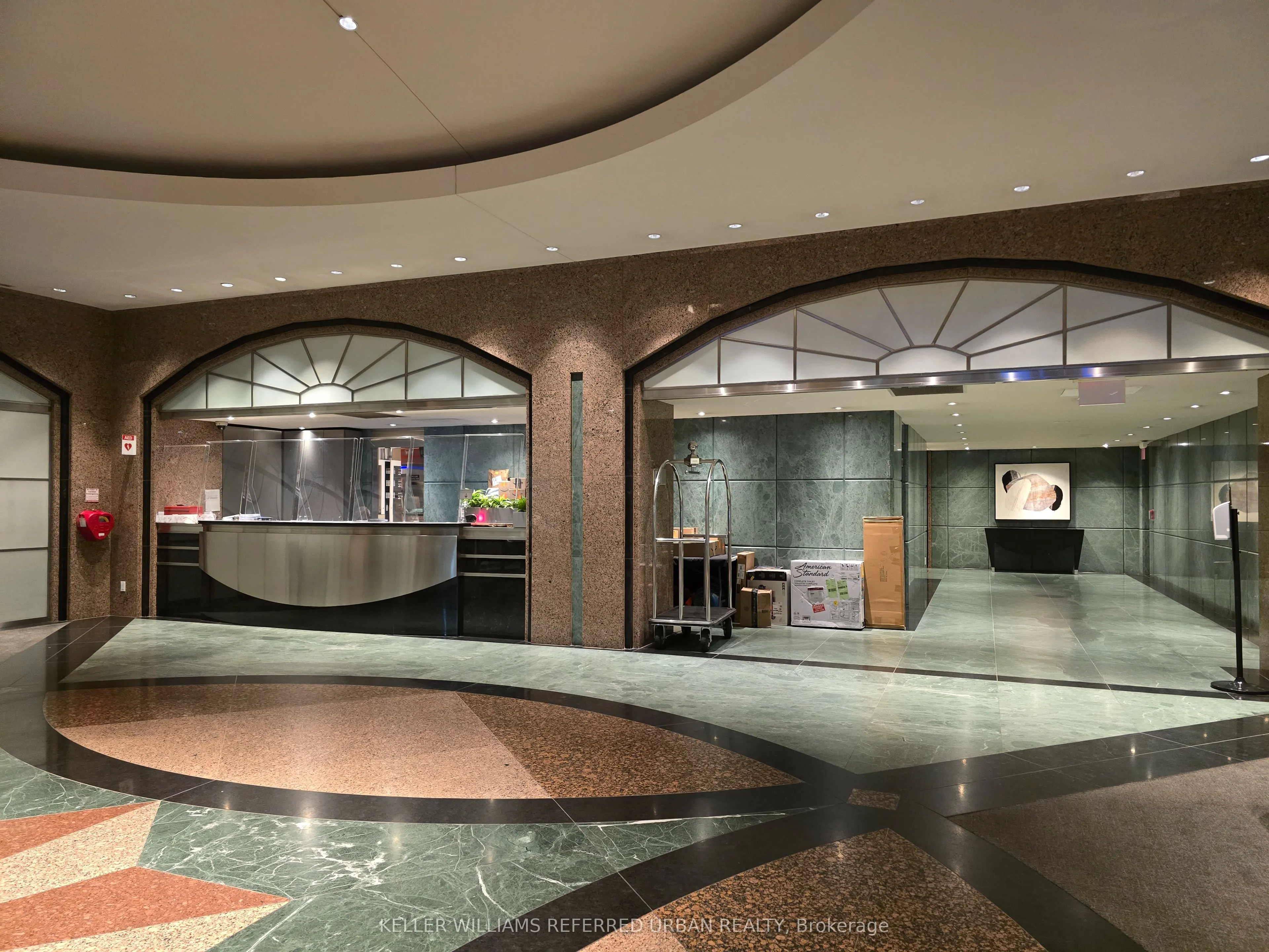 7 King Street E, #1610