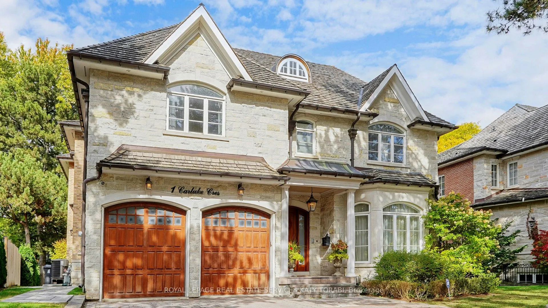 1B Carluke Crescent