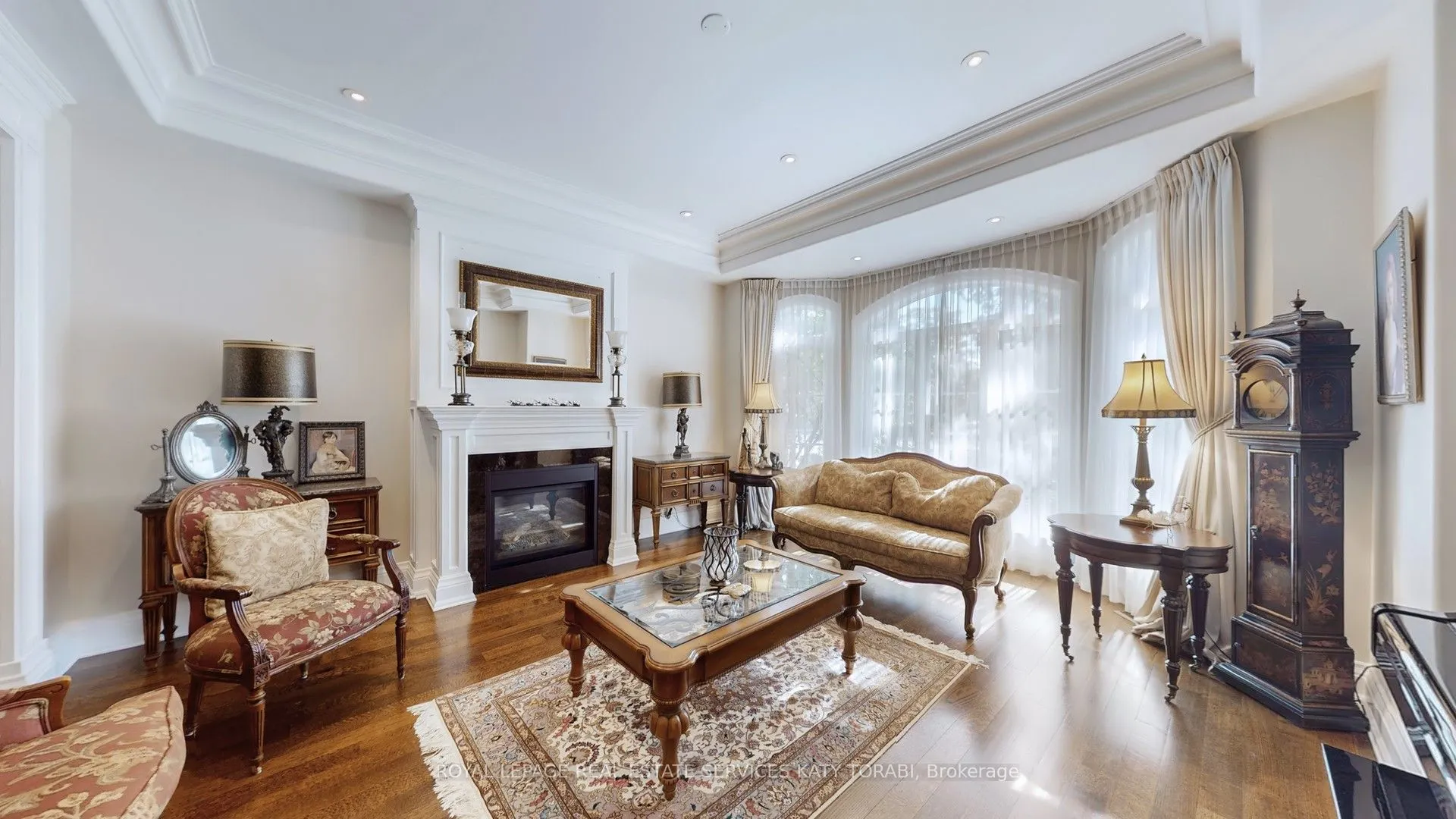 1B Carluke Crescent