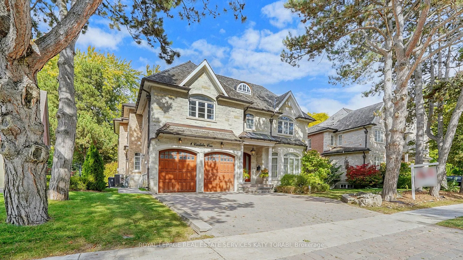 1B Carluke Crescent