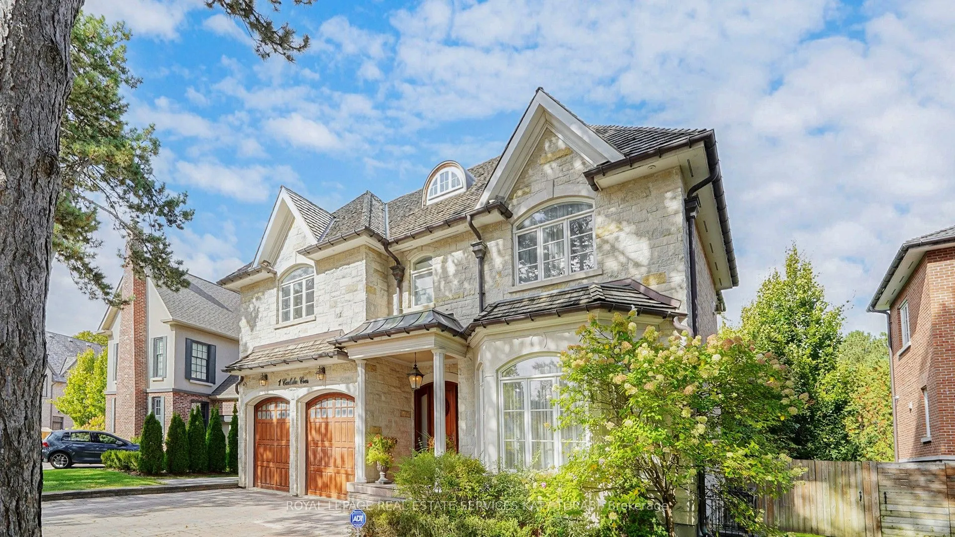 1B Carluke Crescent