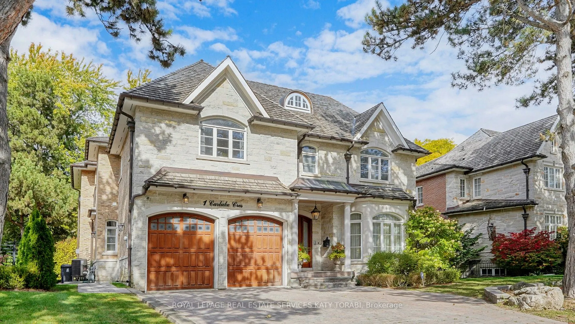1B Carluke Crescent