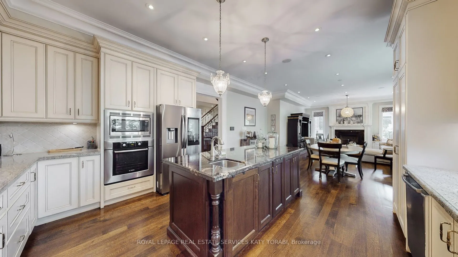 1B Carluke Crescent