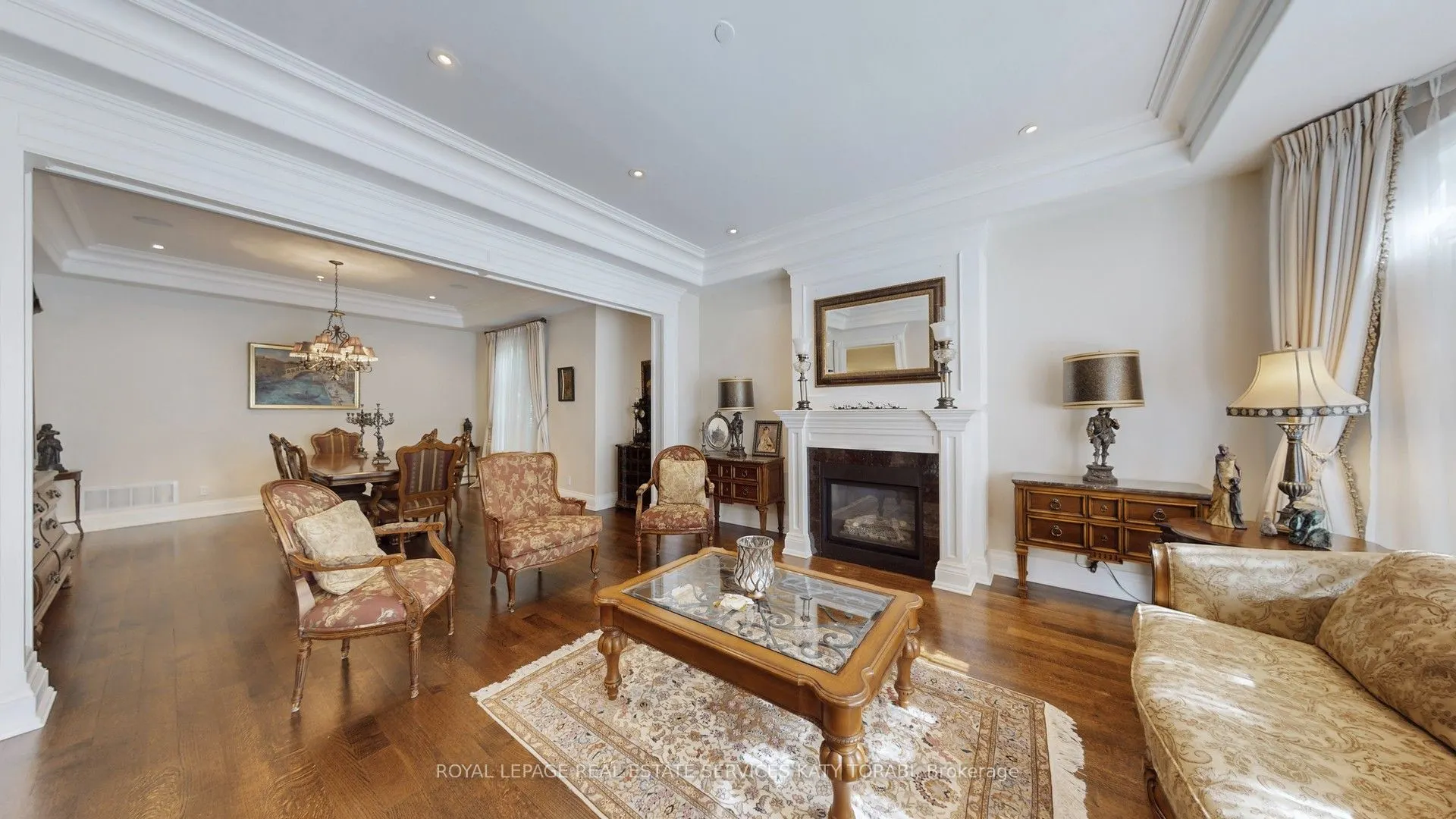 1B Carluke Crescent