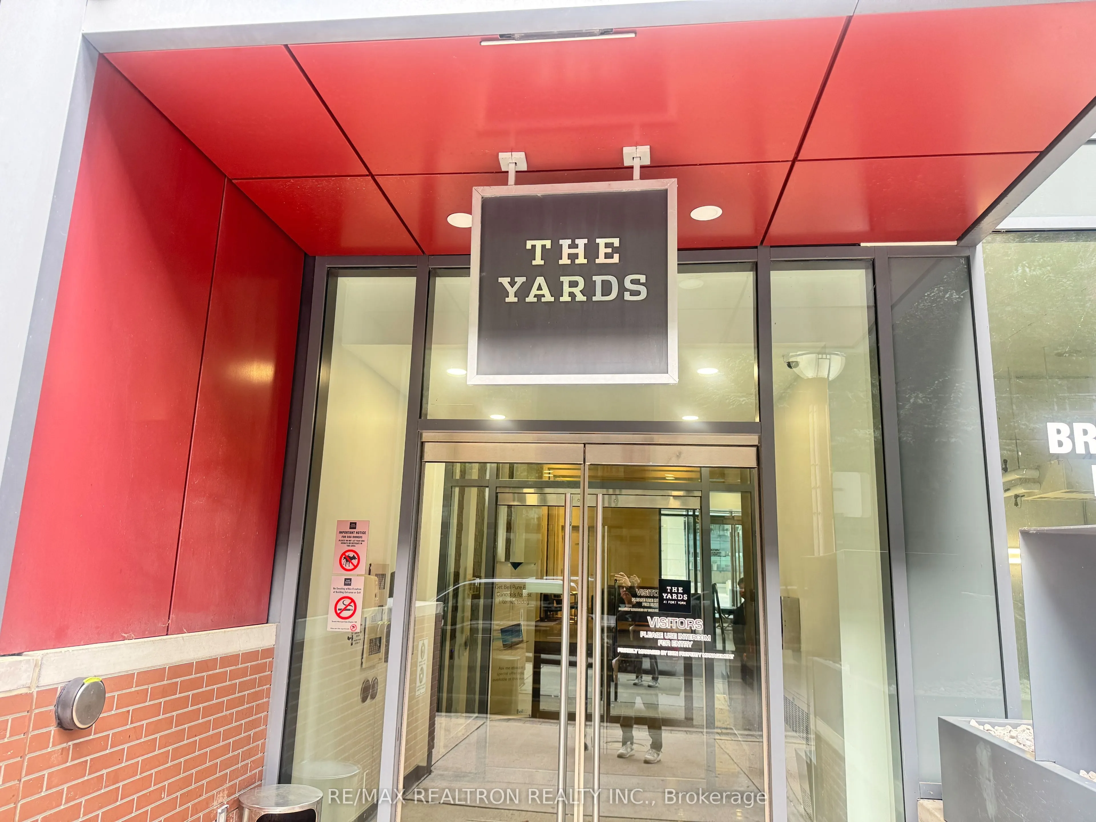 20 Bruyeres Mews, #516