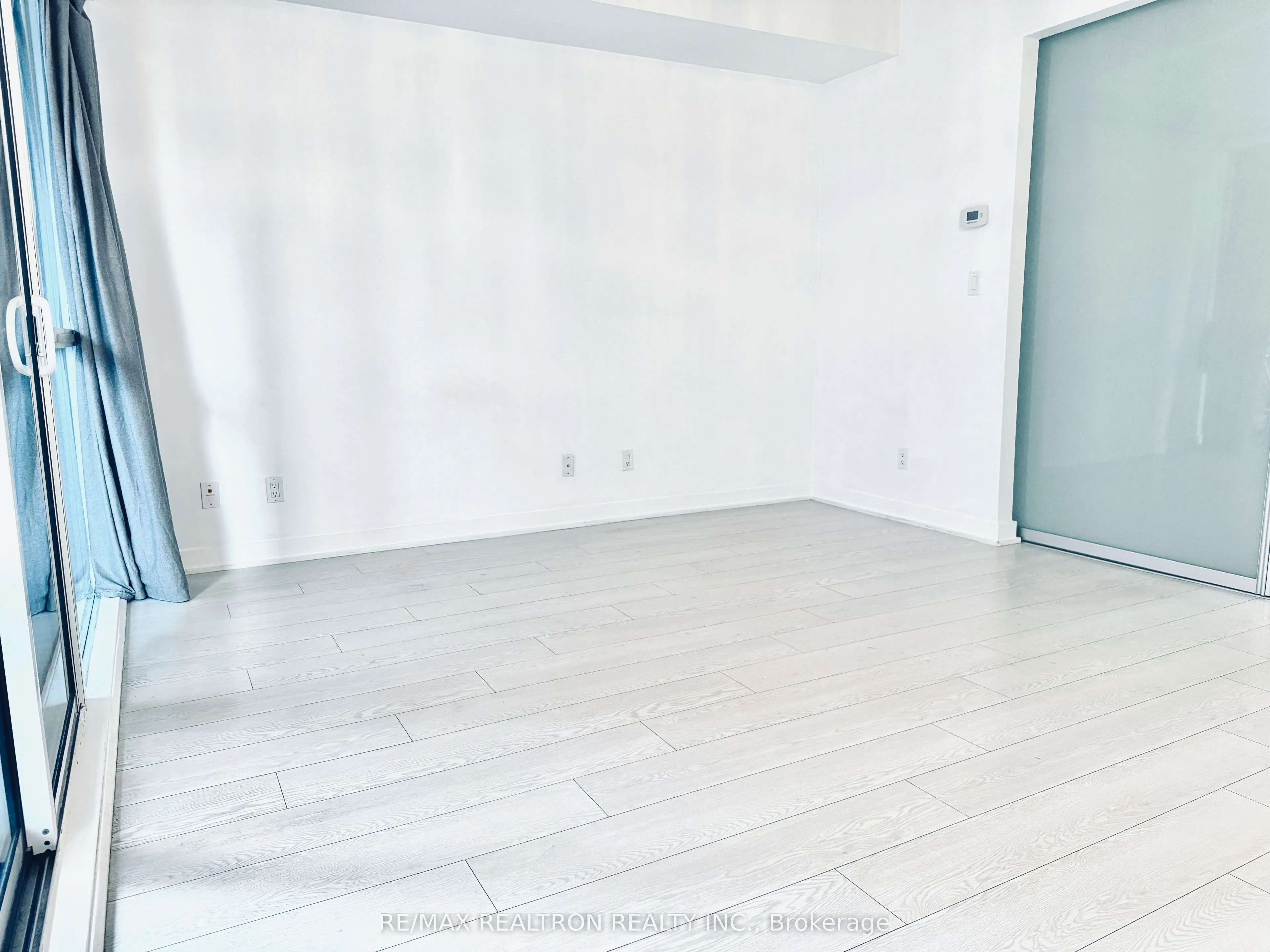 20 Bruyeres Mews, #516