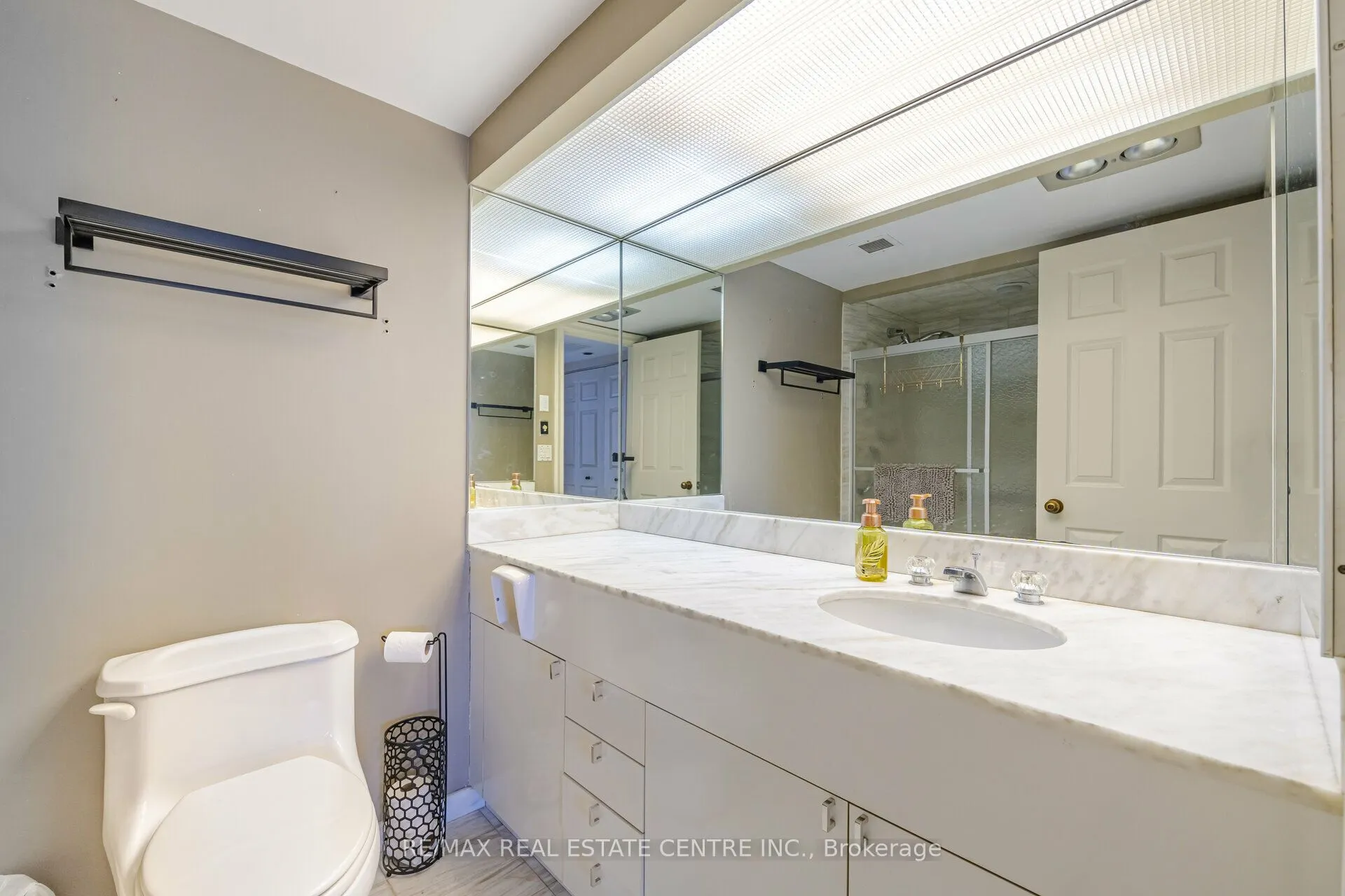 175 Cumberland Street, #2201