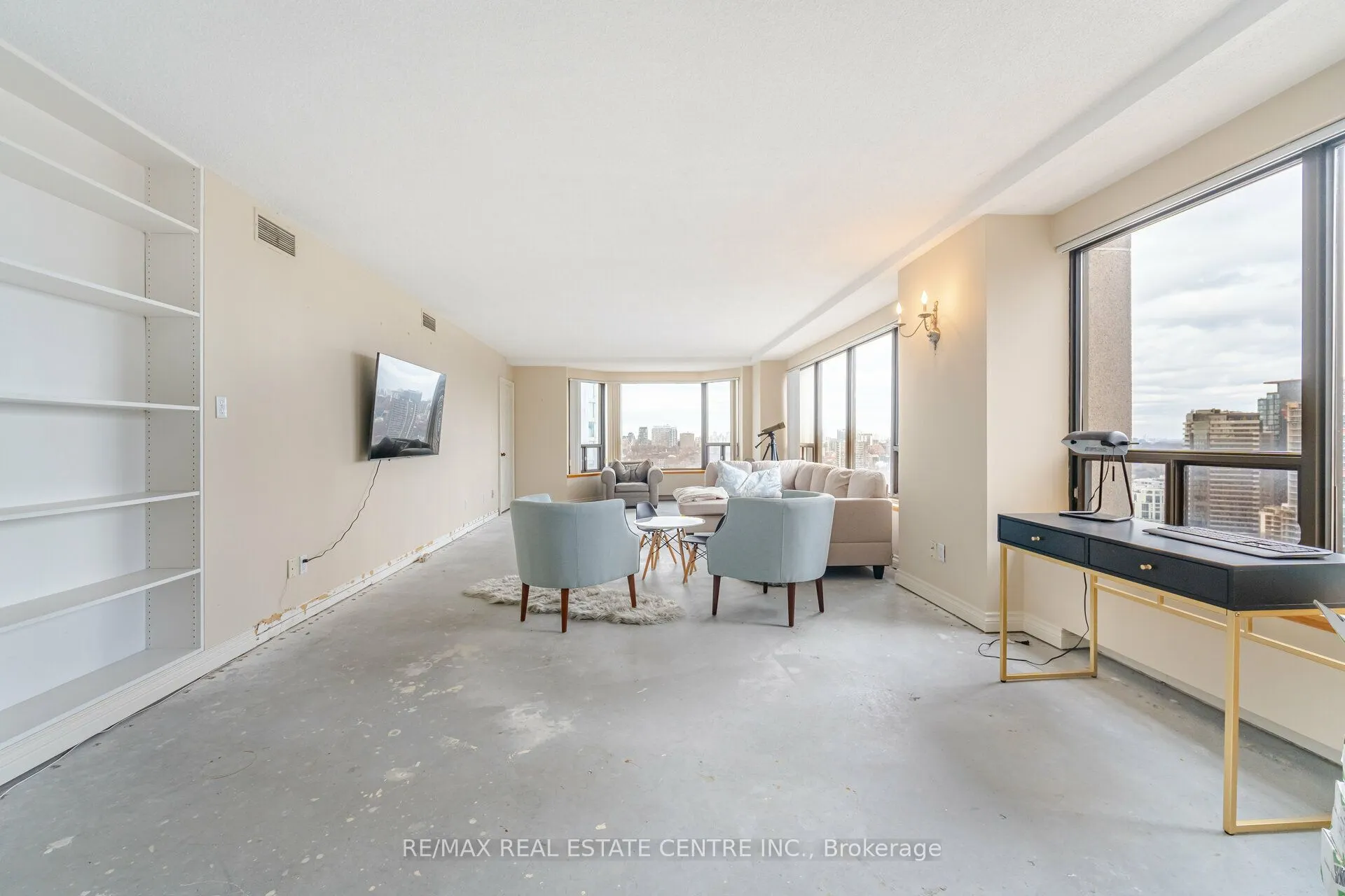 175 Cumberland Street, #2201