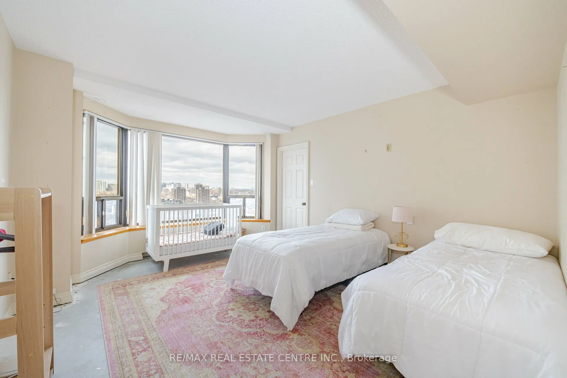 175 Cumberland Street, #2201