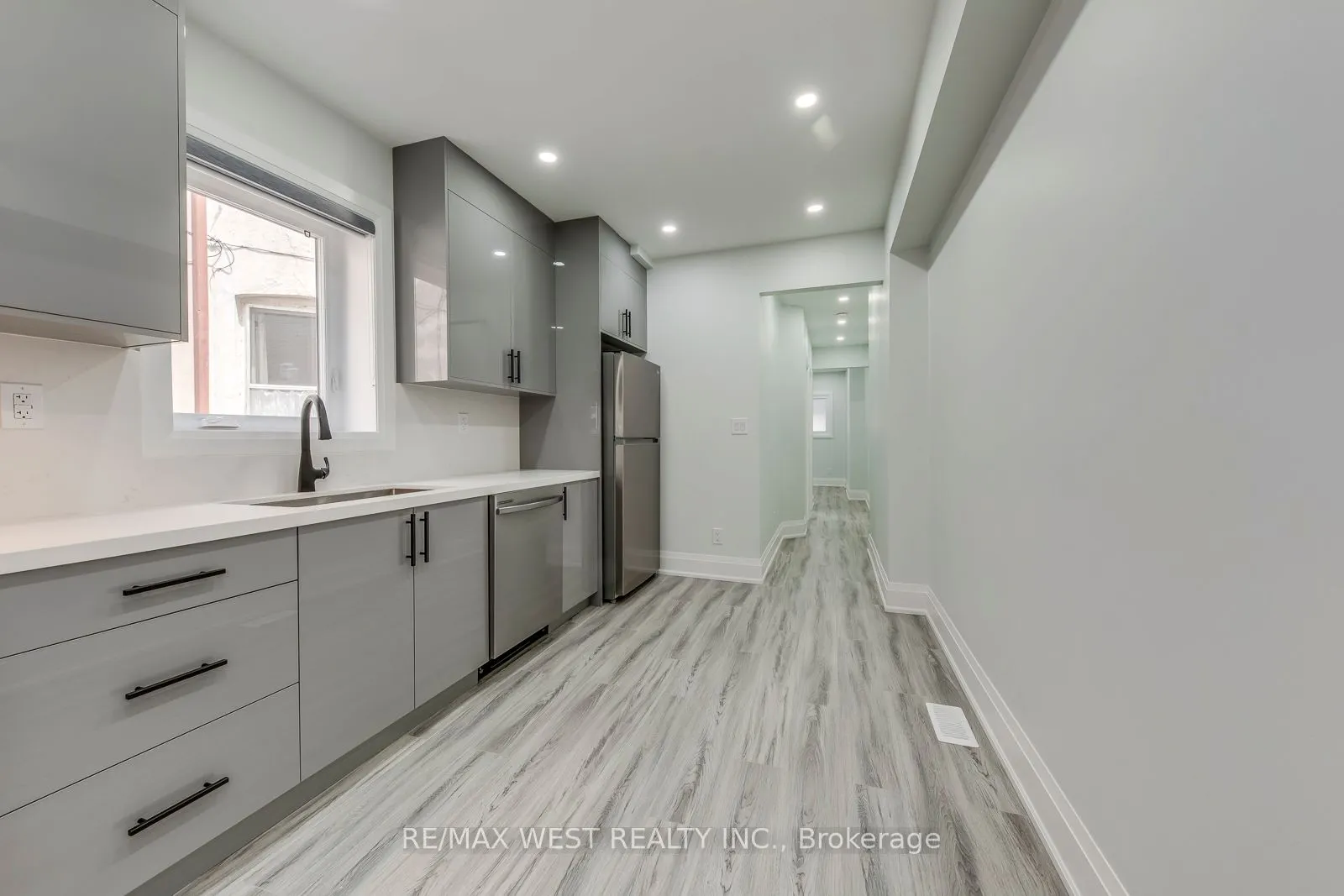 1190 Ossington Avenue, #1