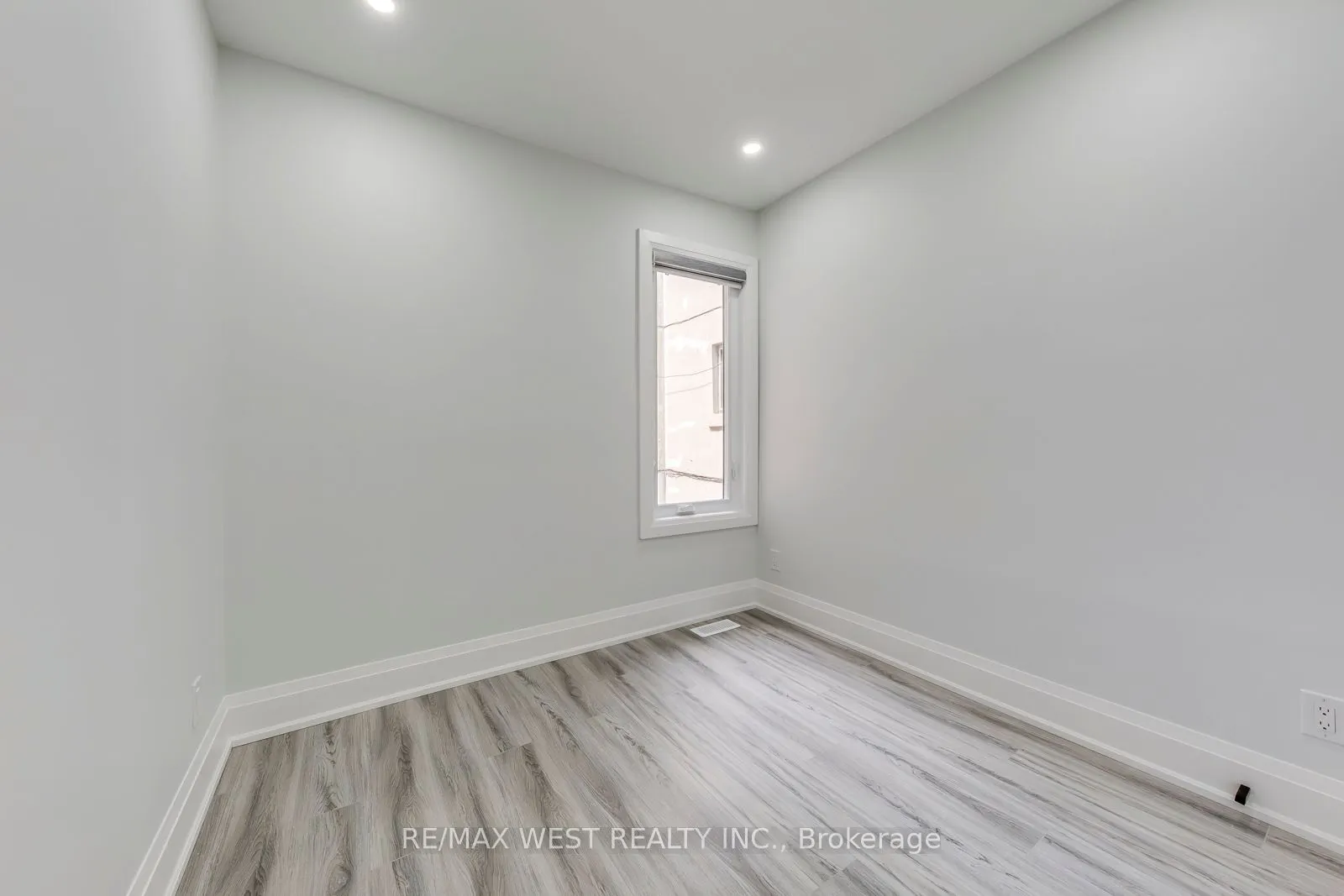 1190 Ossington Avenue, #1