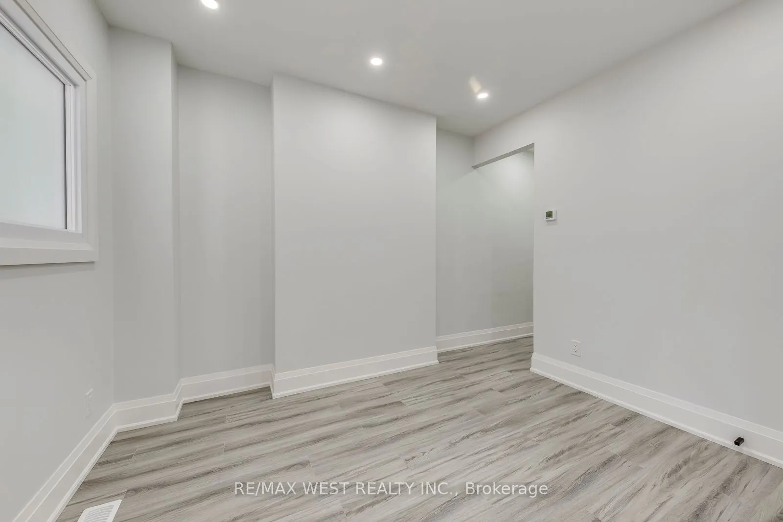 1190 Ossington Avenue, #1