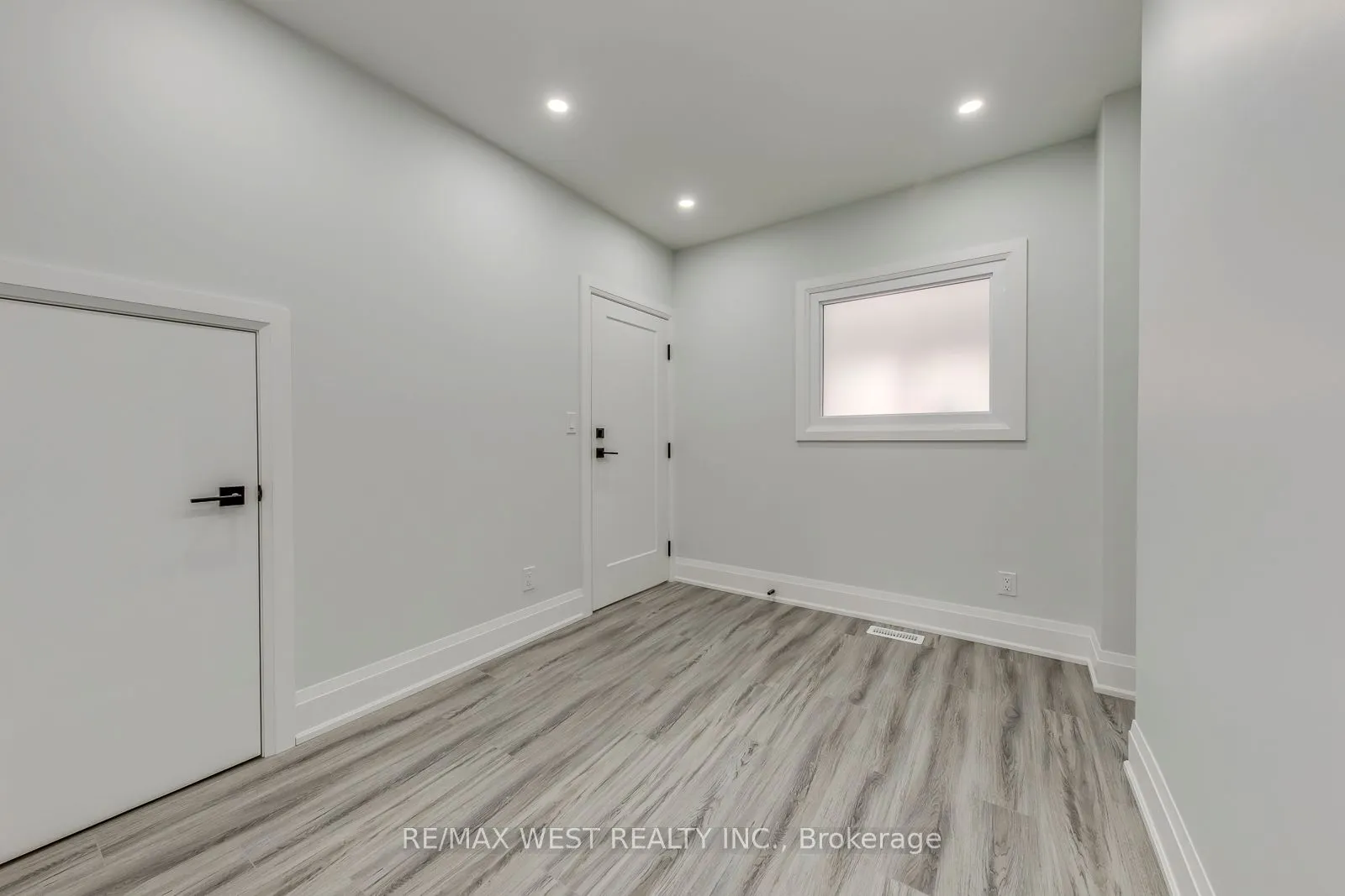 1190 Ossington Avenue, #1