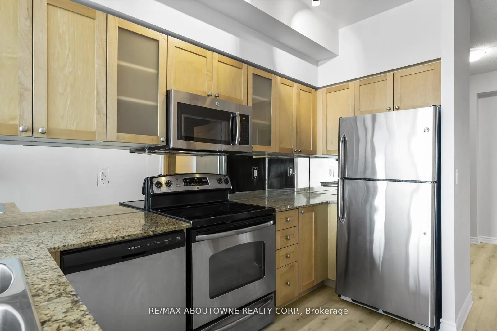 761 Bay Street, #3503