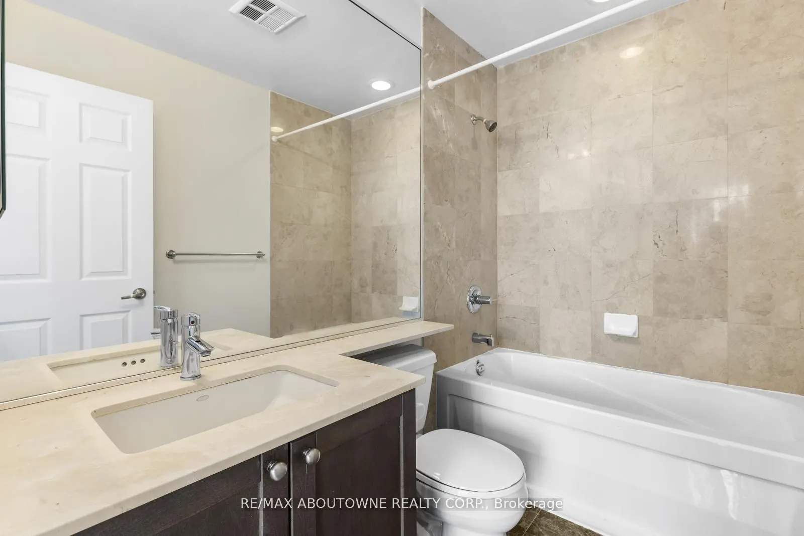 761 Bay Street, #3503