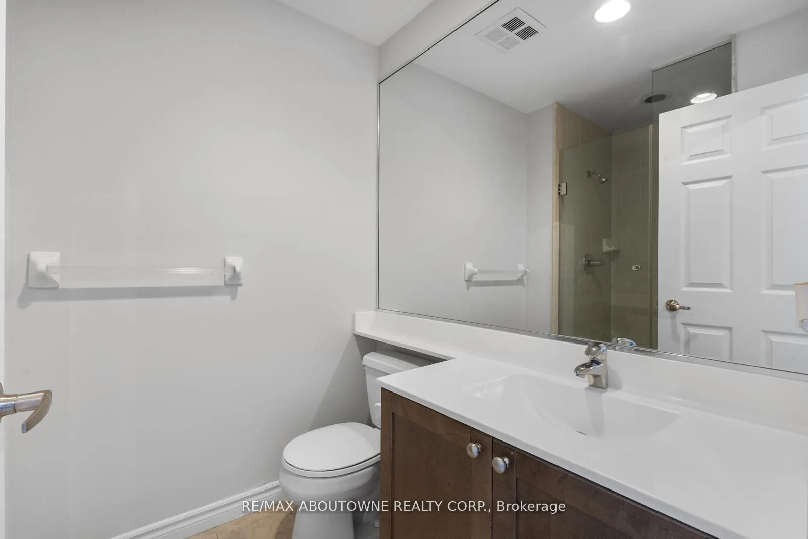 761 Bay Street, #3503